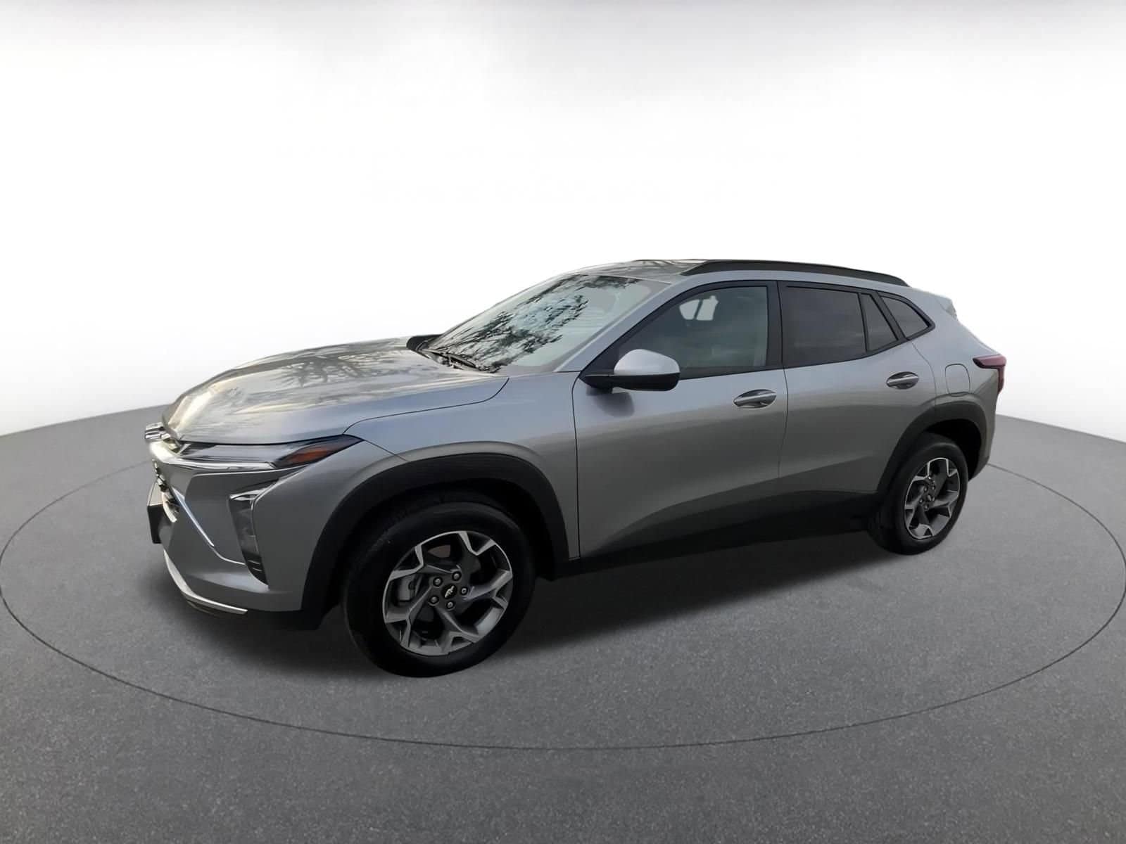 Thumbnail: 2025 Chevrolet Trax - 8