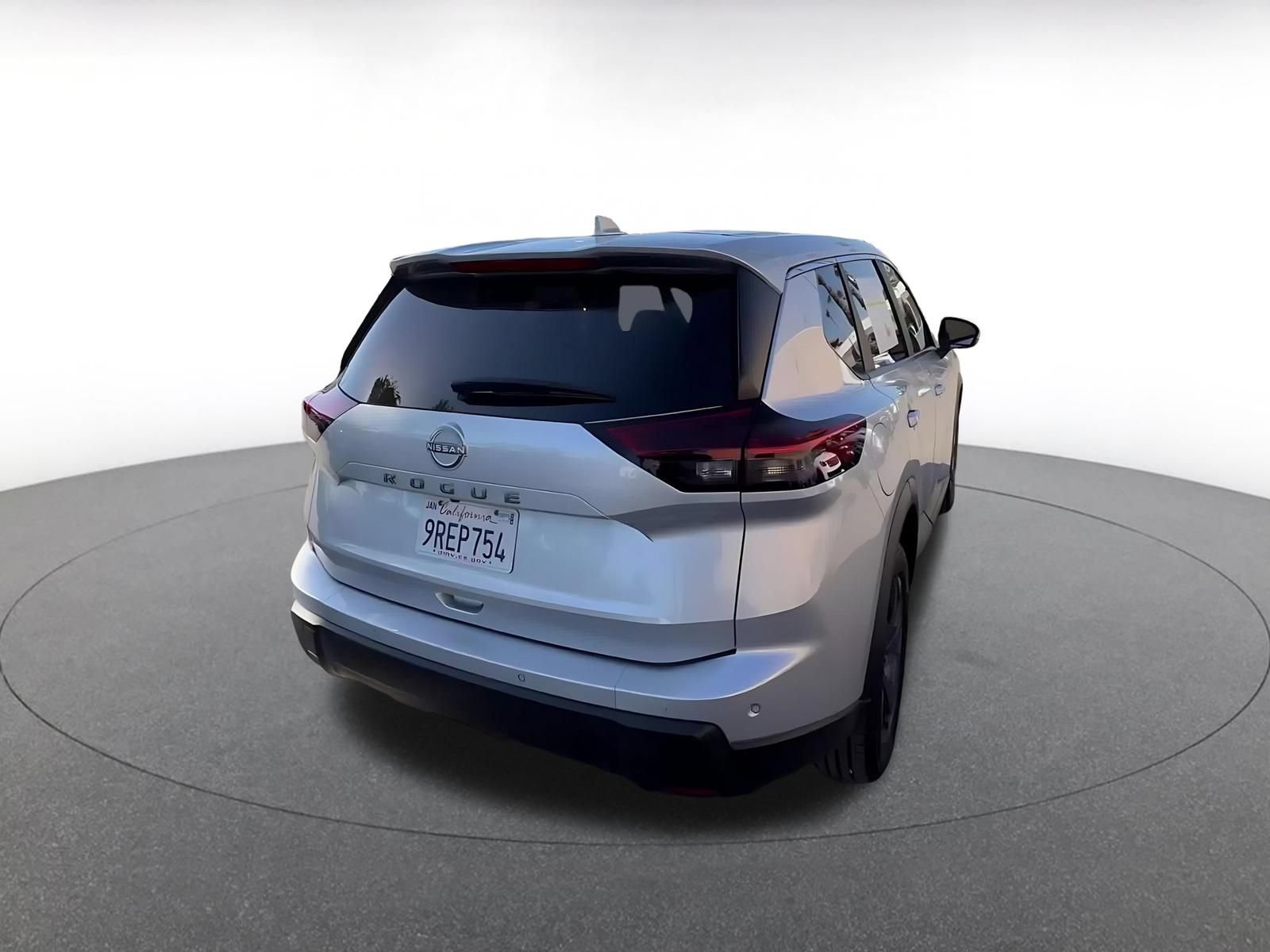 Thumbnail: 2025 Nissan Rogue - 11