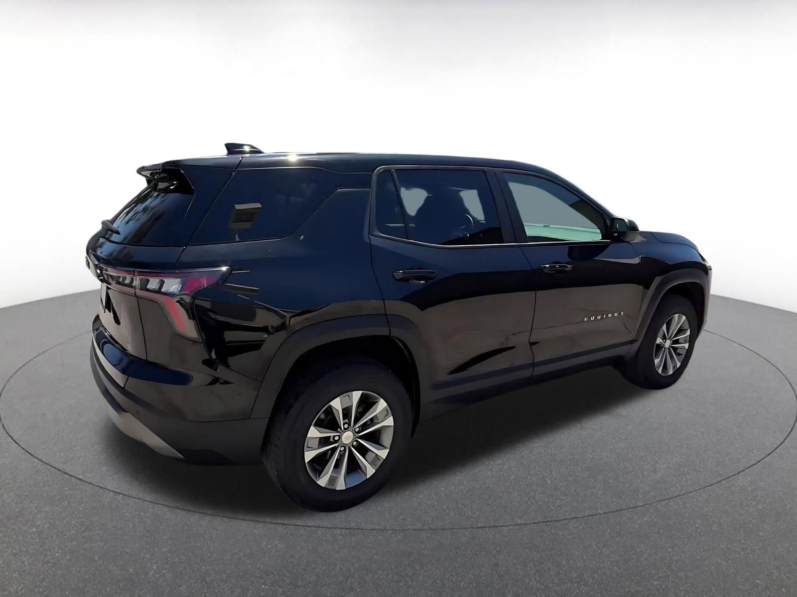 Thumbnail: 2025 Chevrolet Equinox - 14