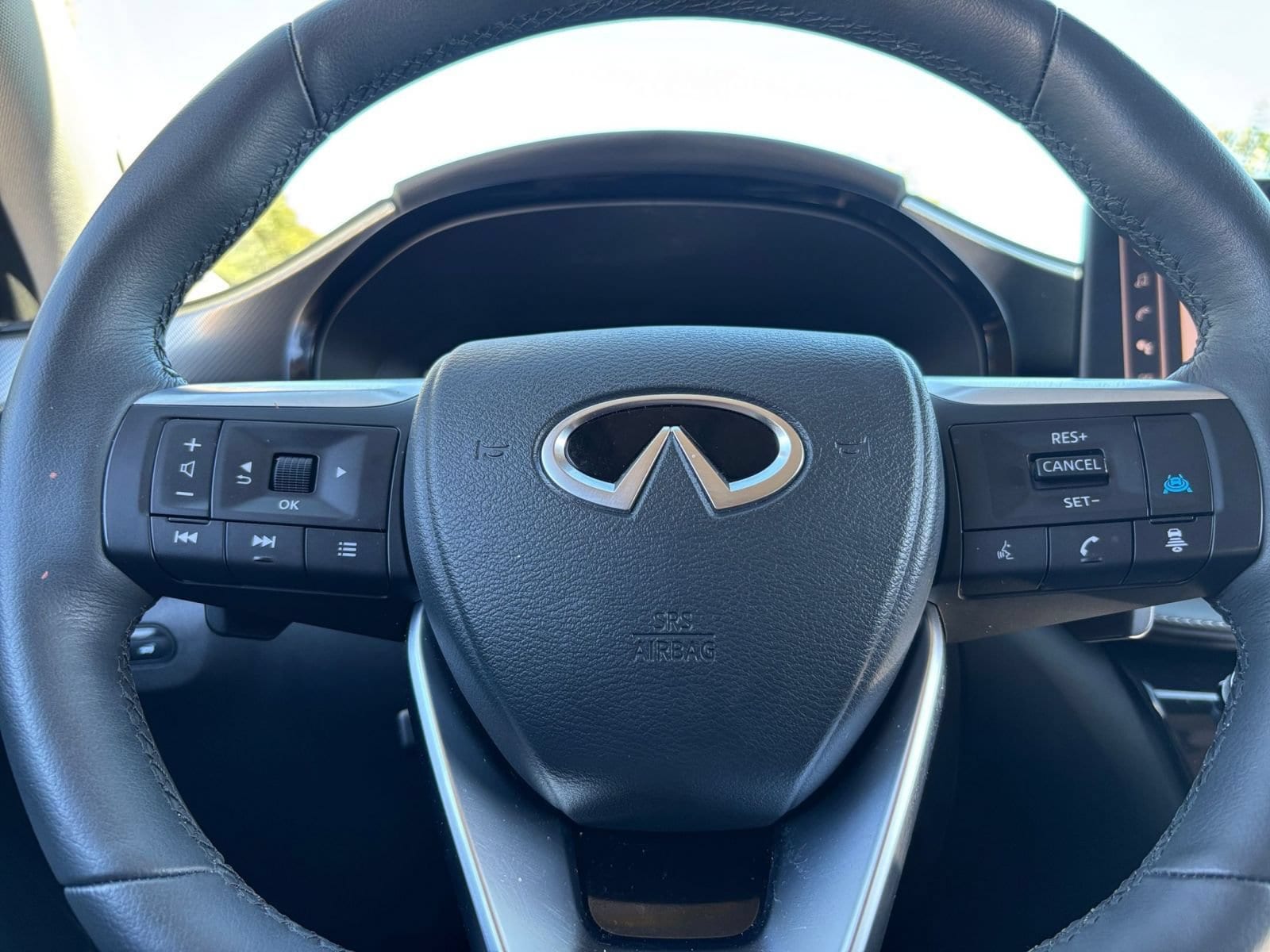 Thumbnail: 2026 INFINITI QX60 - 31
