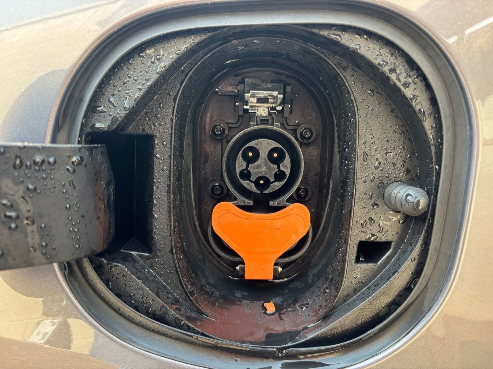 Thumbnail: 2023 Chevrolet Bolt EV - 23