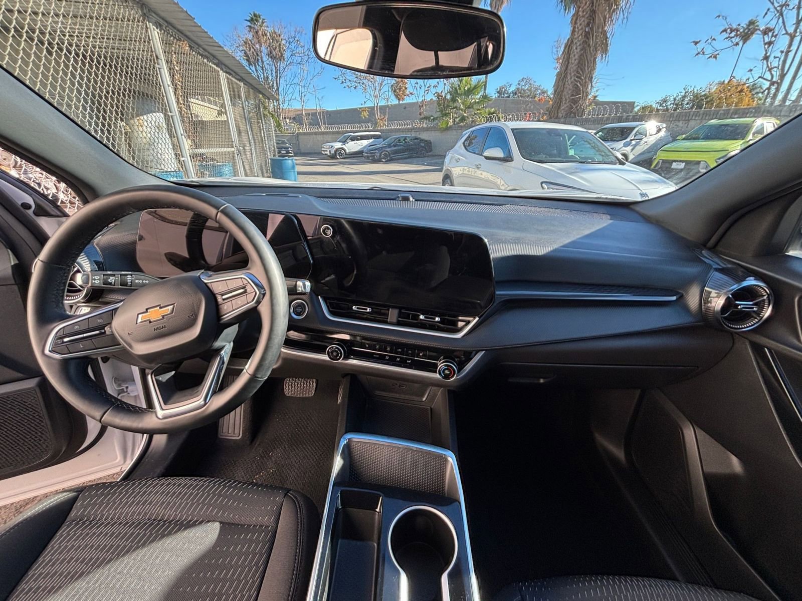 Thumbnail: 2025 Chevrolet Equinox - 33