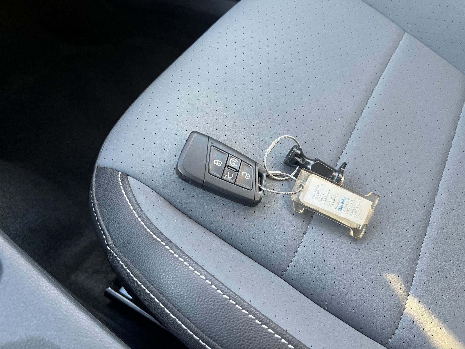 Thumbnail: 2025 Volkswagen Jetta - 25