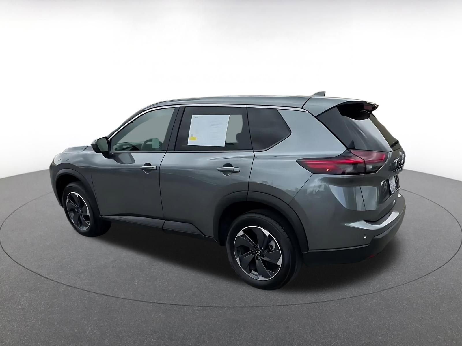 Thumbnail: 2025 Nissan Rogue - 10