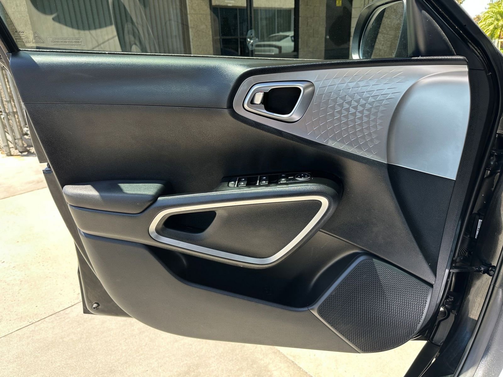 Thumbnail: 2025 Kia Soul - 18