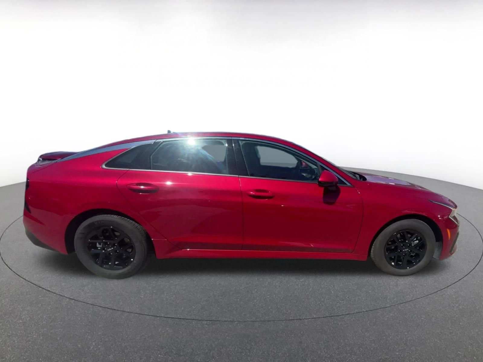 Thumbnail: 2025 Kia K5 - 16
