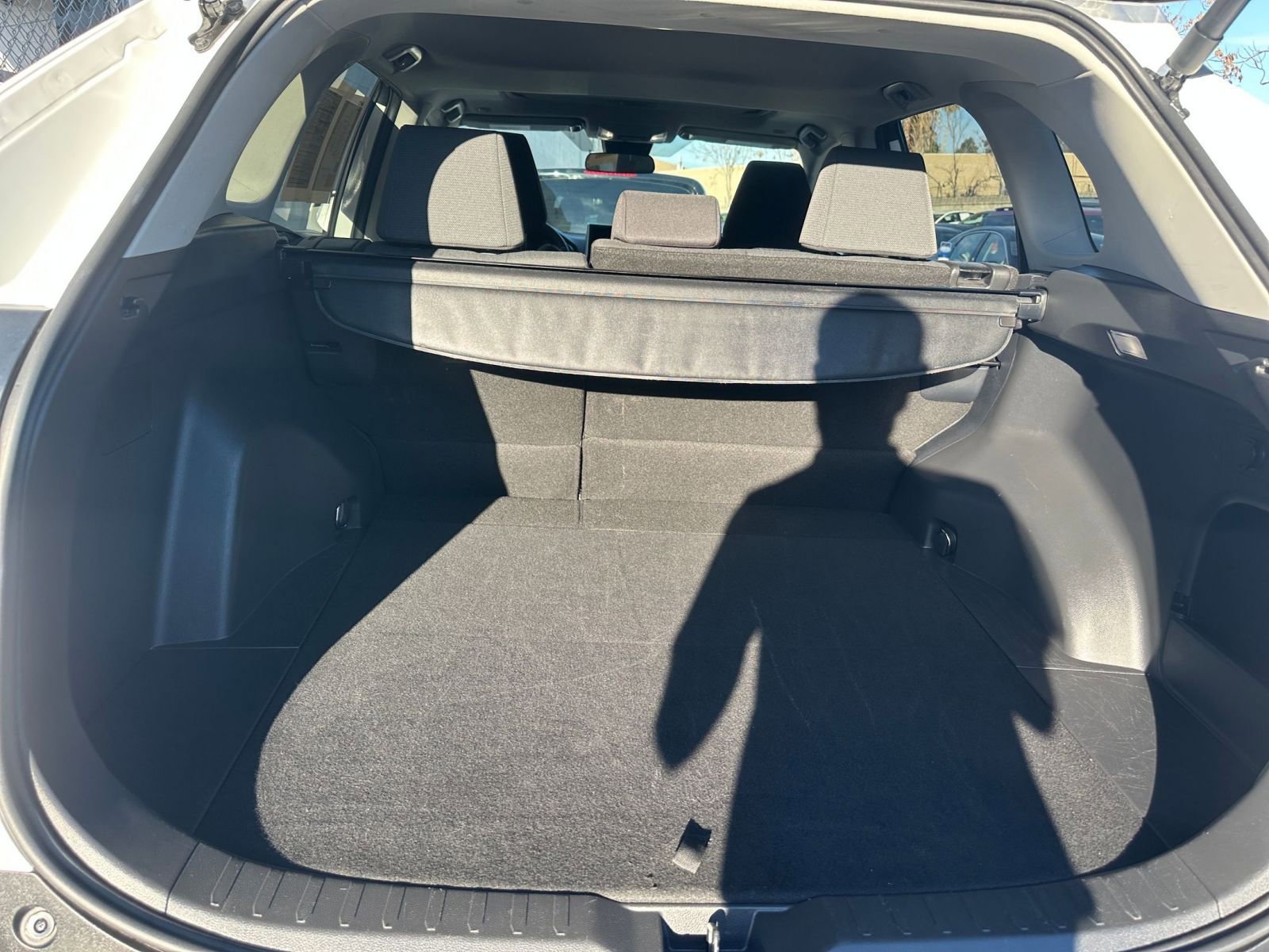 Thumbnail: 2025 Toyota RAV4 - 33