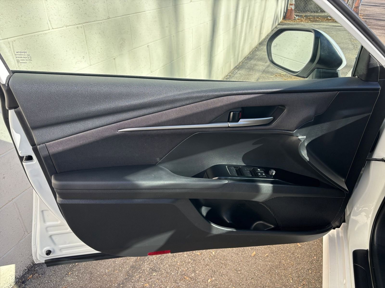 Thumbnail: 2025 Toyota Camry - 20