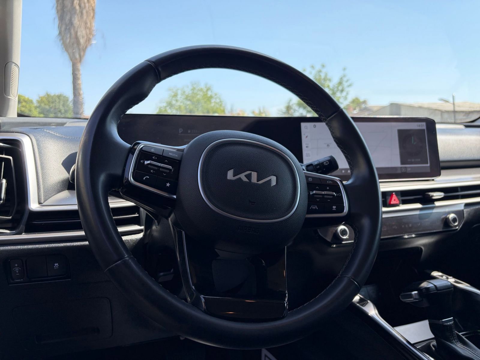 Thumbnail: 2024 Kia Sorento - 28