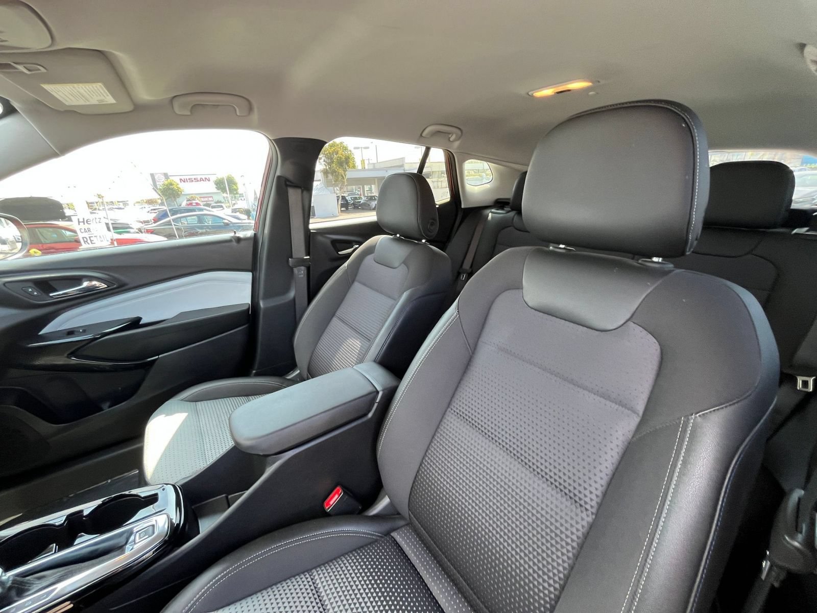 Thumbnail: 2025 Chevrolet Trax - 28