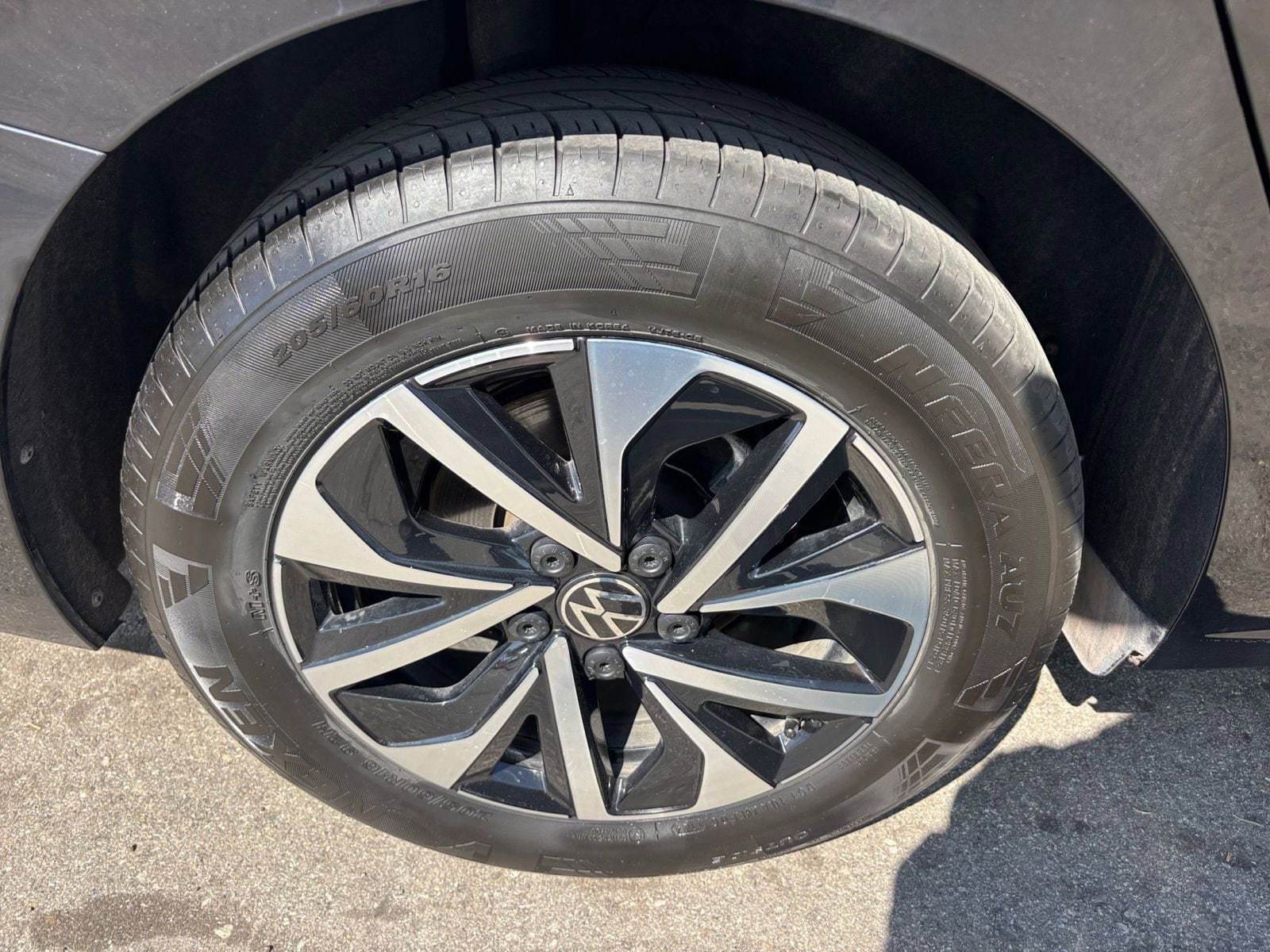 Thumbnail: 2025 Volkswagen Jetta - 30