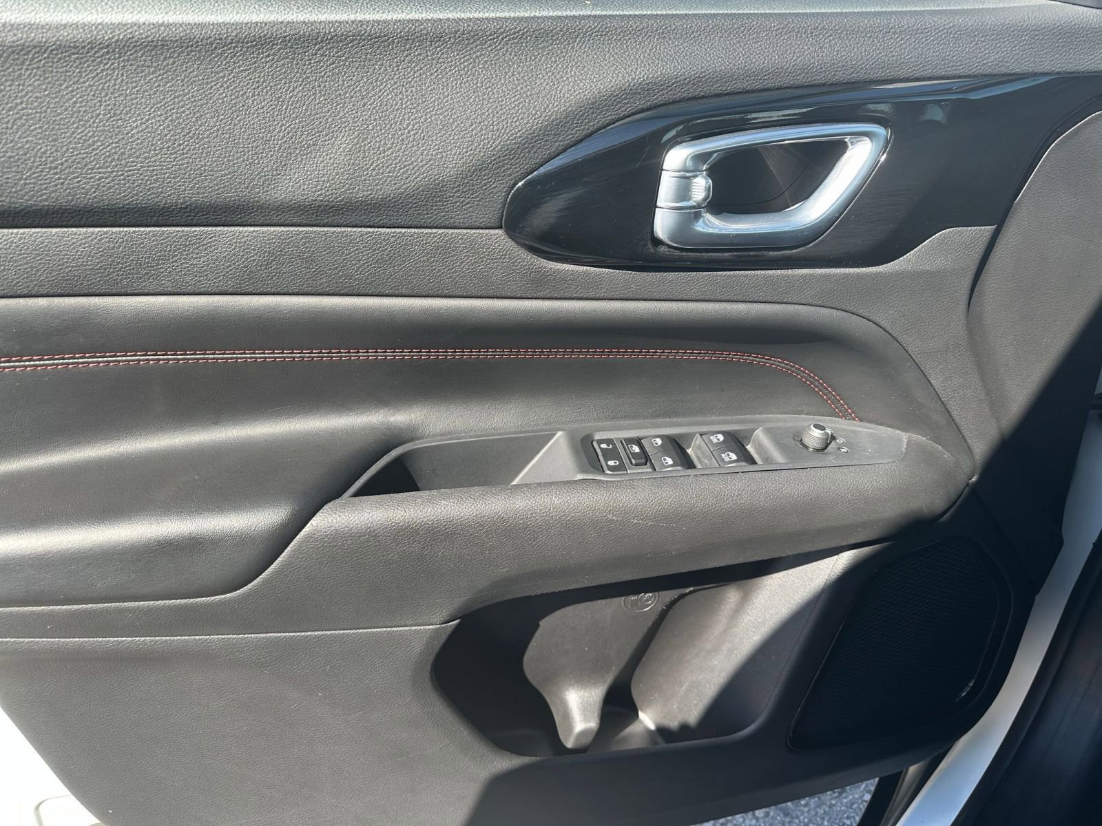 Thumbnail: 2025 Jeep Compass - 18