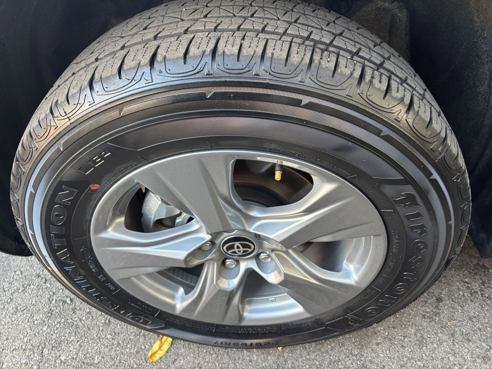 Thumbnail: 2025 Toyota RAV4 - 30