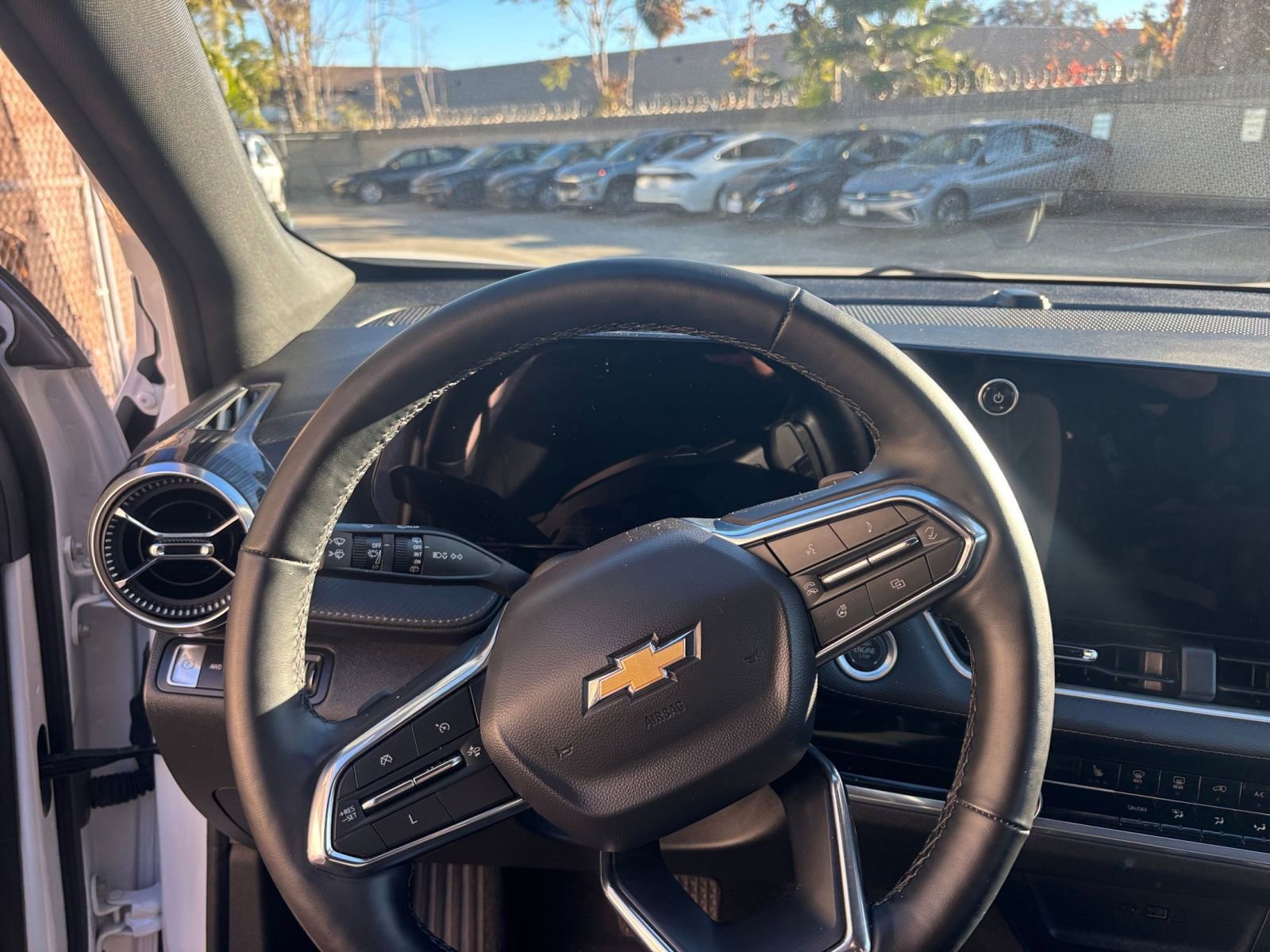 Thumbnail: 2025 Chevrolet Equinox - 34