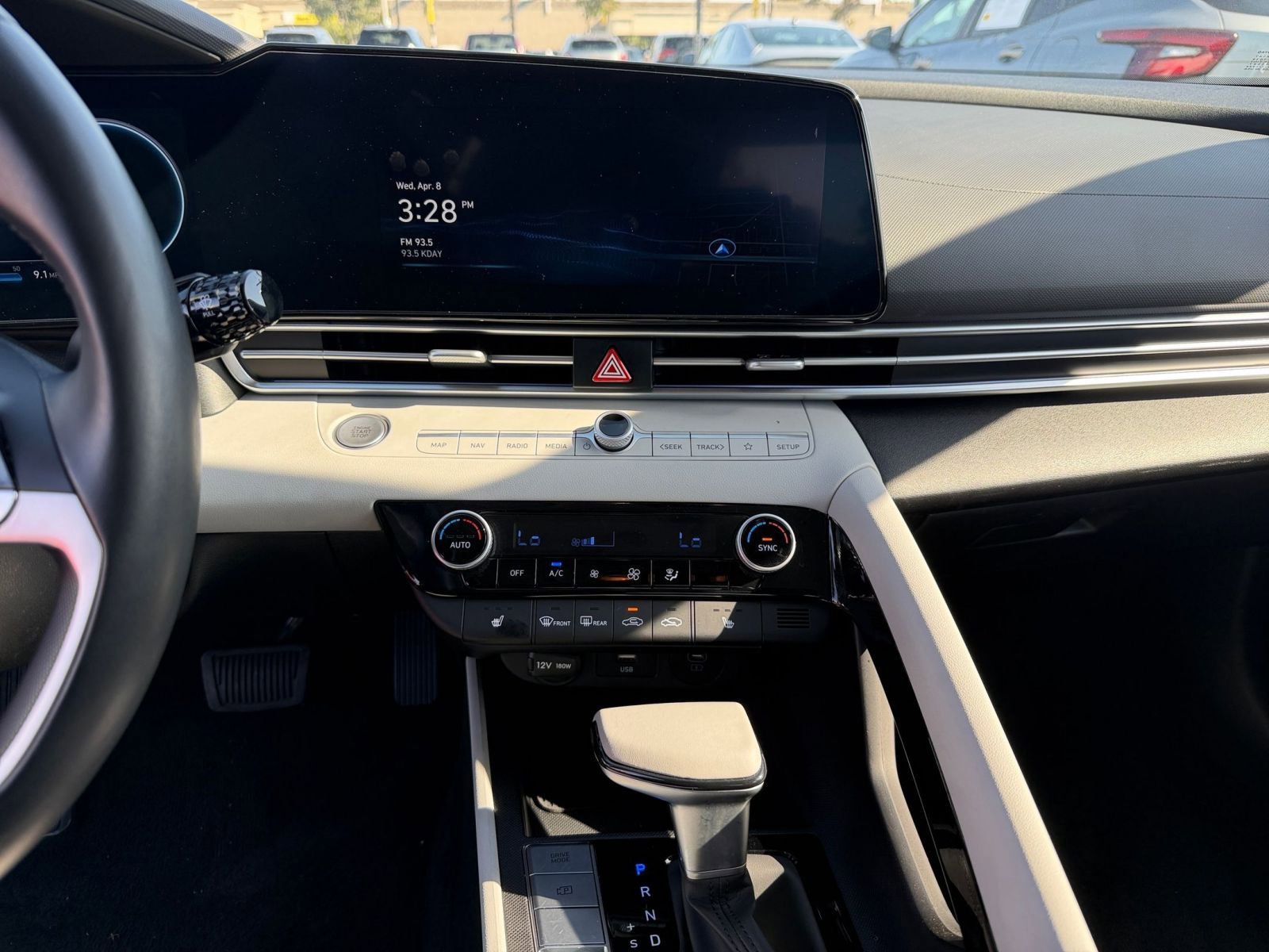 Thumbnail: 2025 Hyundai Elantra - 17