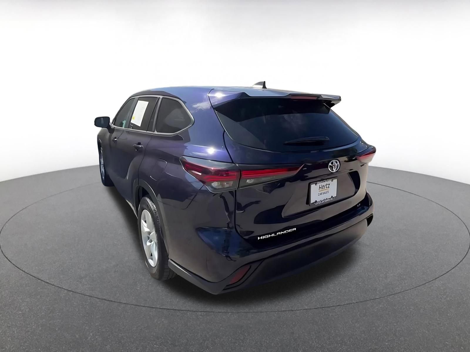 Thumbnail: 2025 Toyota Highlander - 11
