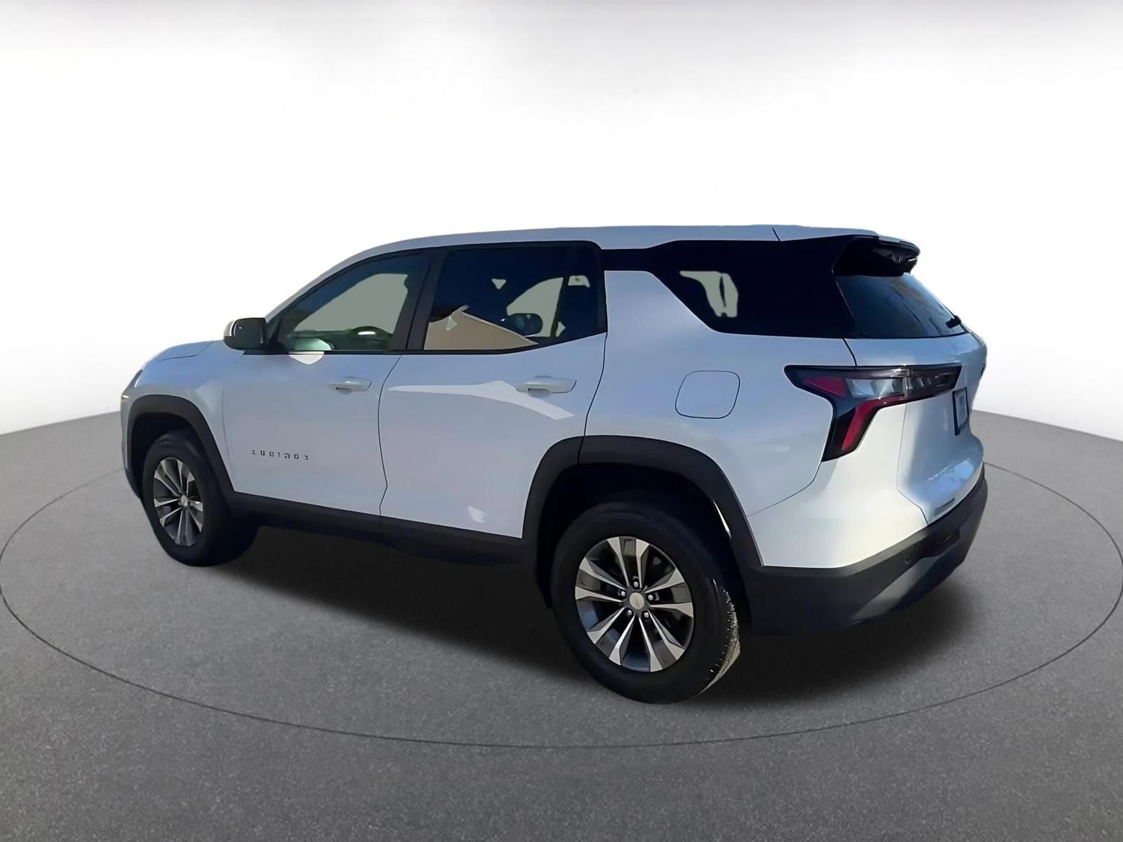 Thumbnail: 2025 Chevrolet Equinox - 10