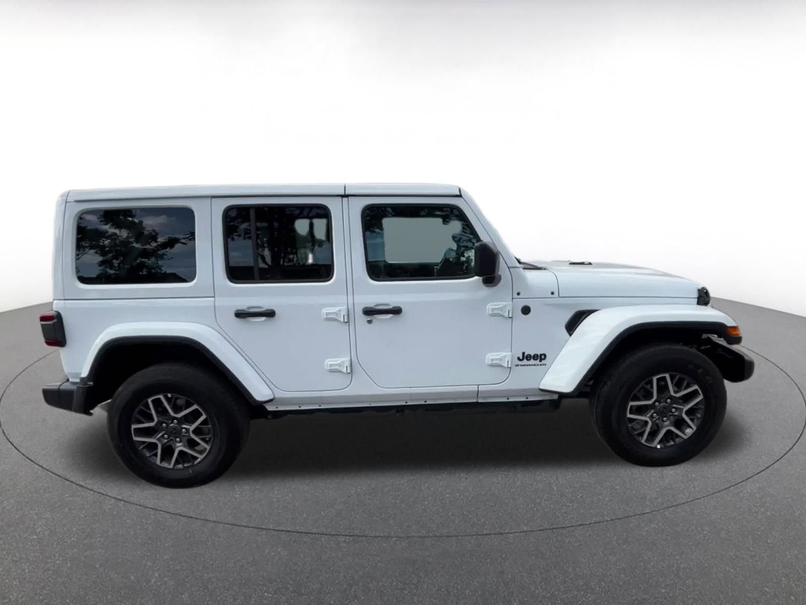 Thumbnail: 2025 Jeep Wrangler - 16
