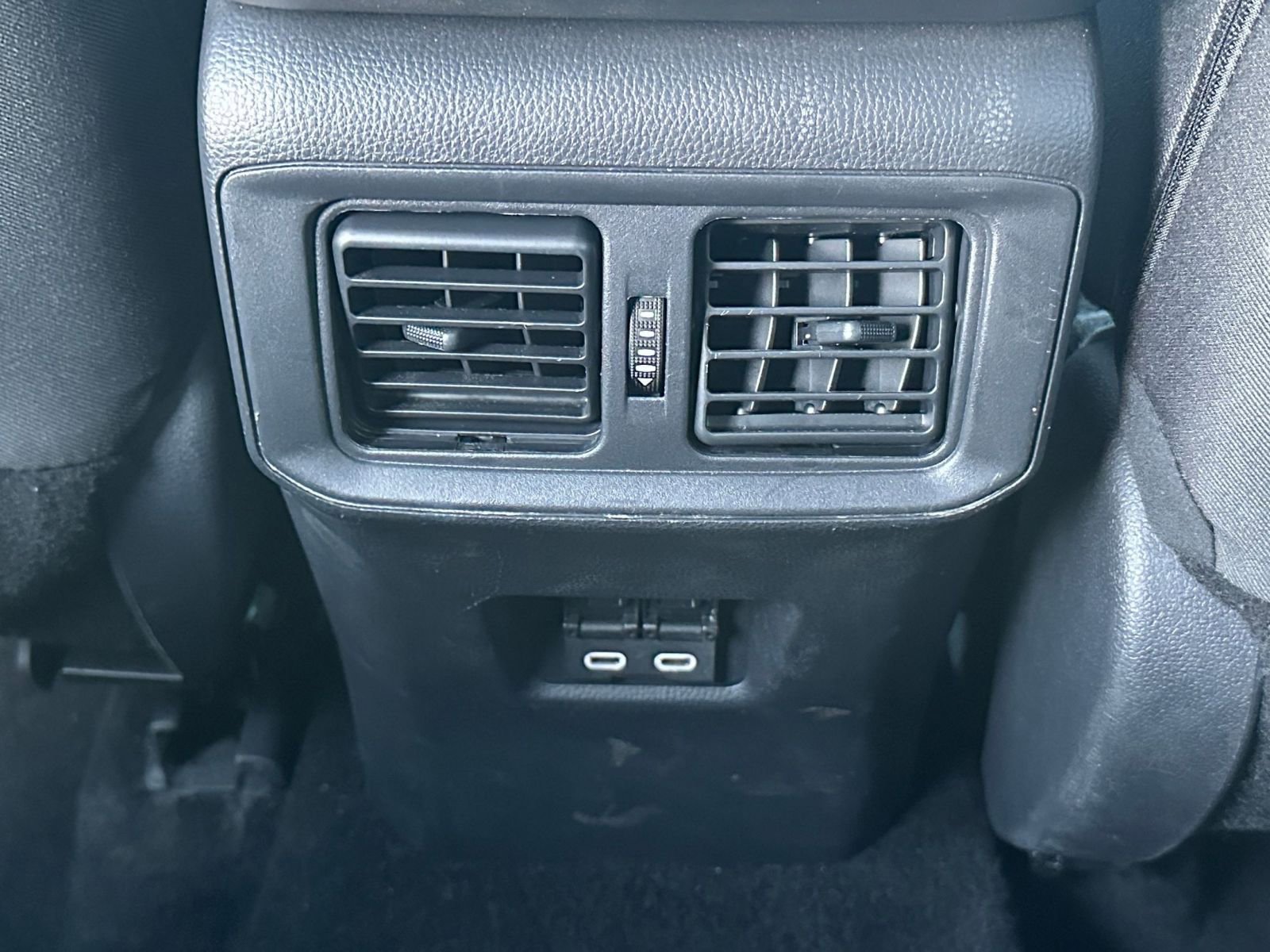 Thumbnail: 2025 Toyota RAV4 - 23