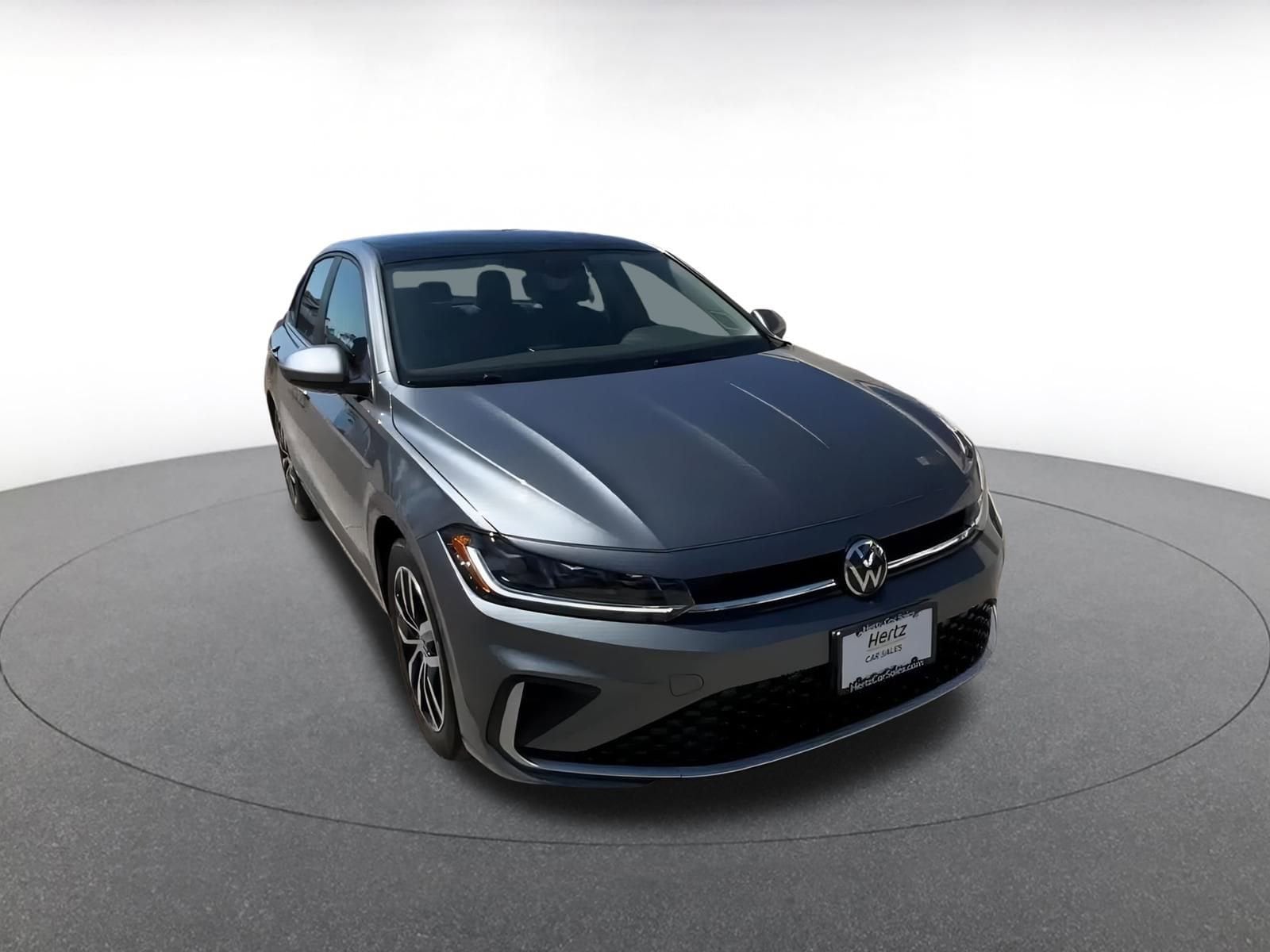 Thumbnail: 2025 Volkswagen Jetta - 3