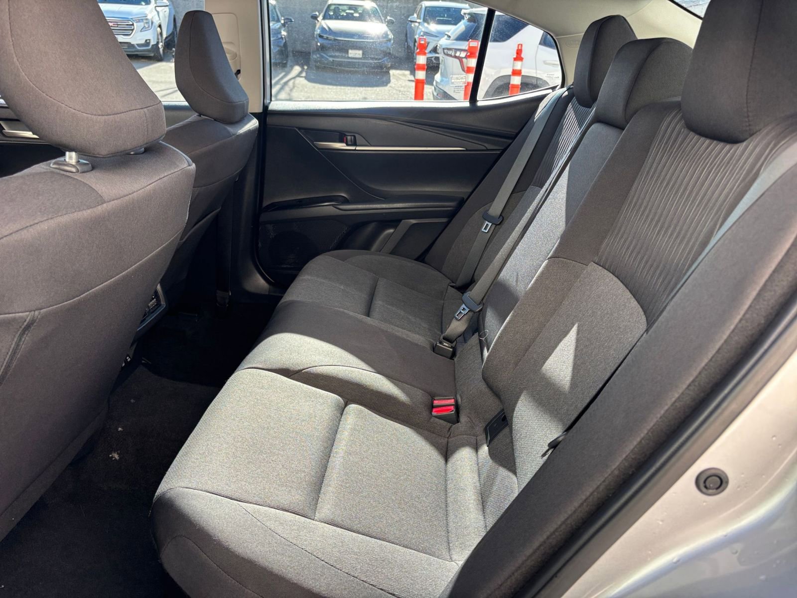 Thumbnail: 2025 Toyota Camry - 25