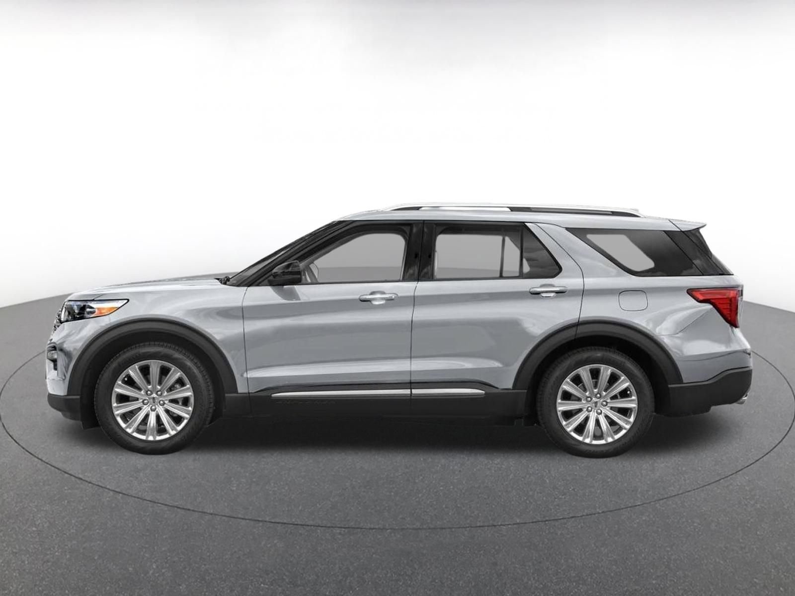 Thumbnail: 2023 Ford Explorer - 3