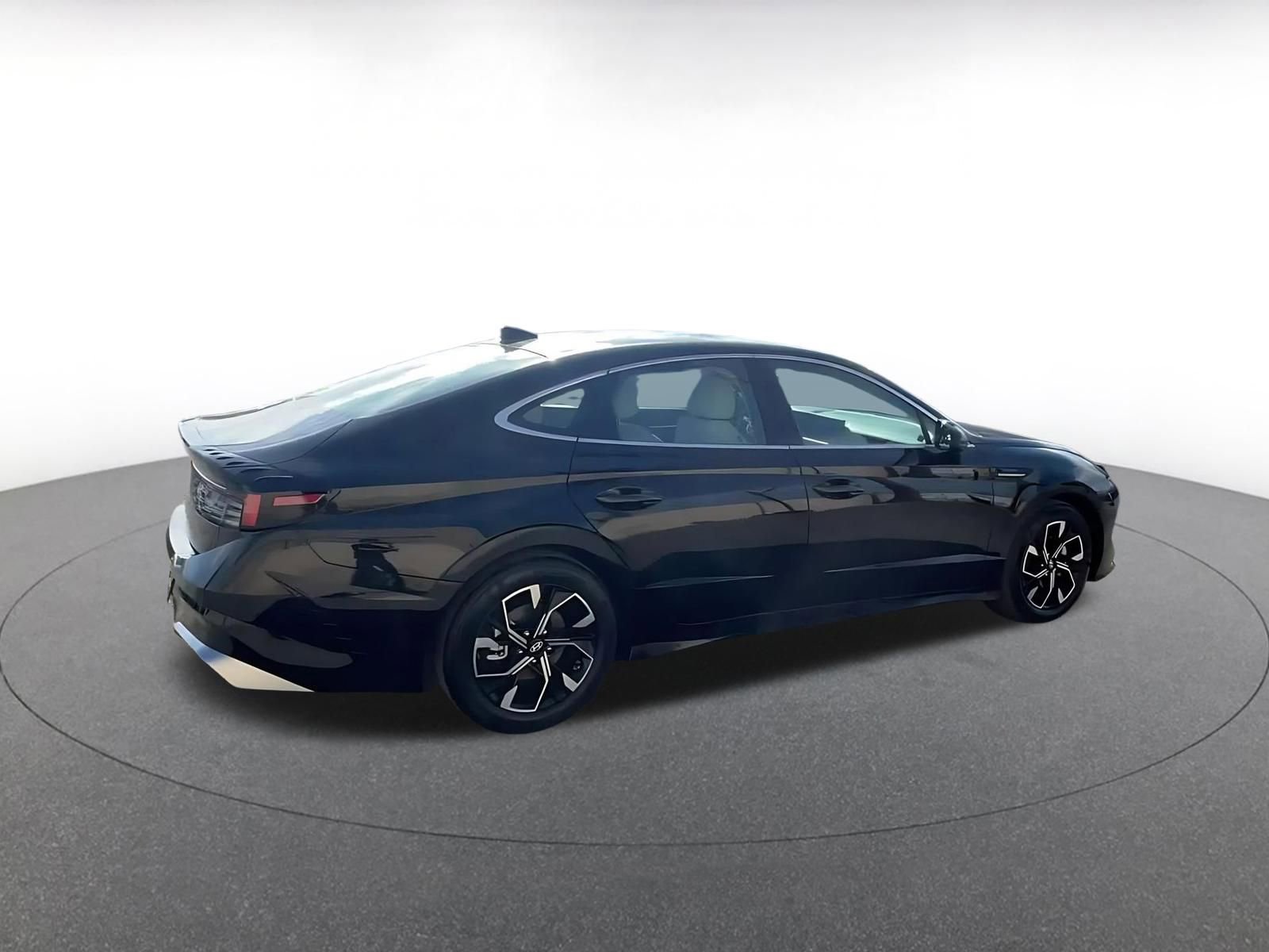 Thumbnail: 2025 Hyundai Sonata - 15