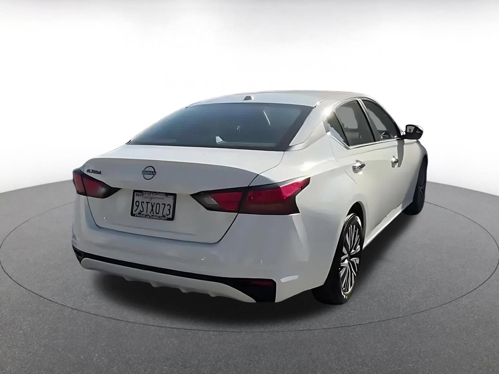 Thumbnail: 2025 Nissan Altima - 14