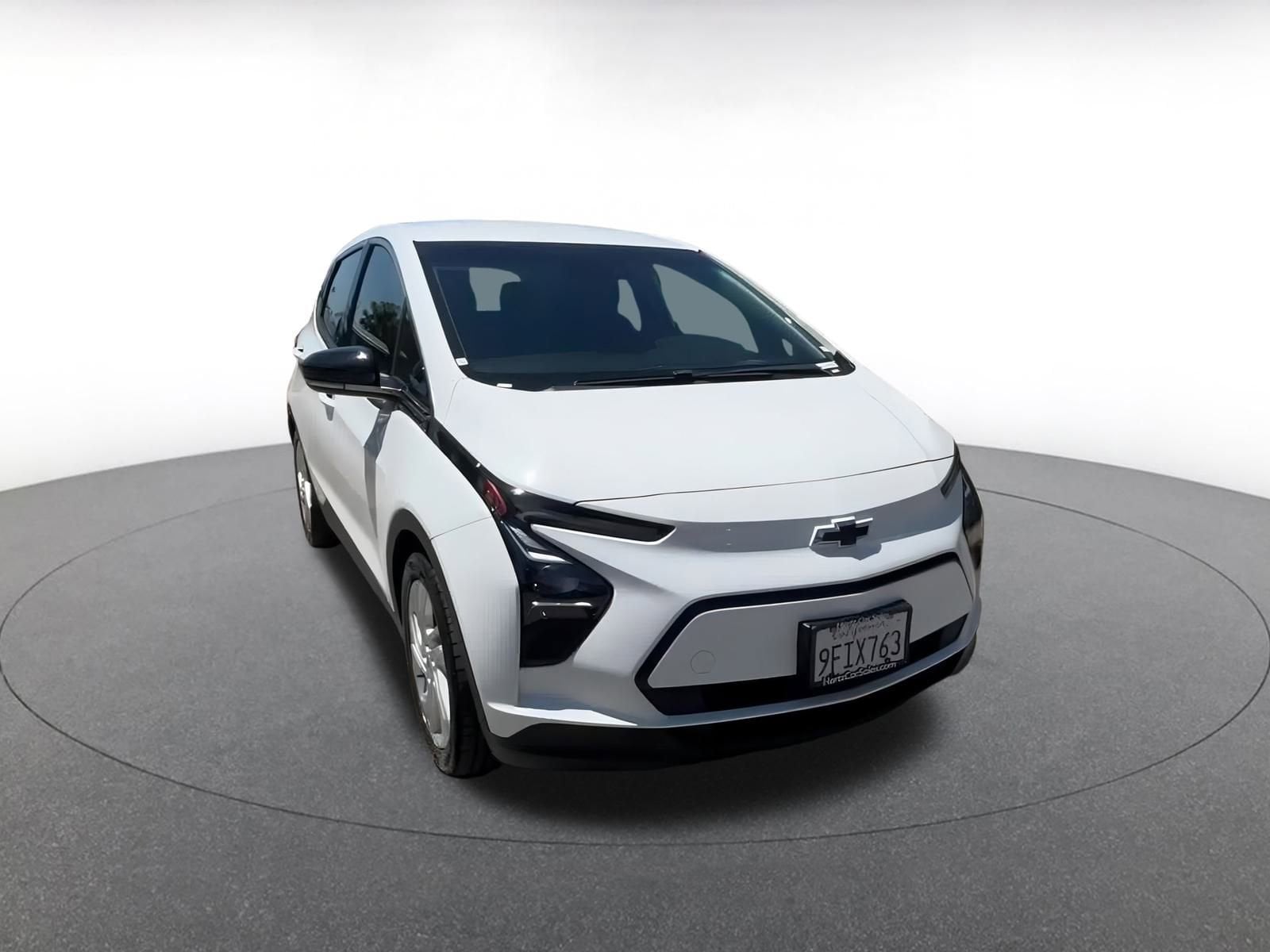 Thumbnail: 2023 Chevrolet Bolt EV - 3