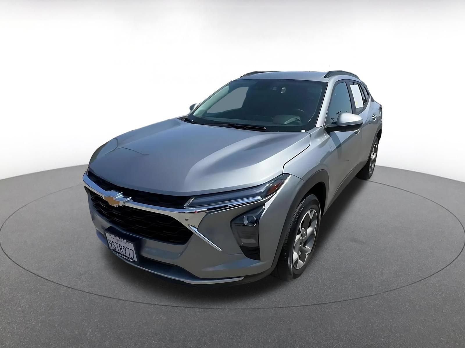 Thumbnail: 2025 Chevrolet Trax - 5