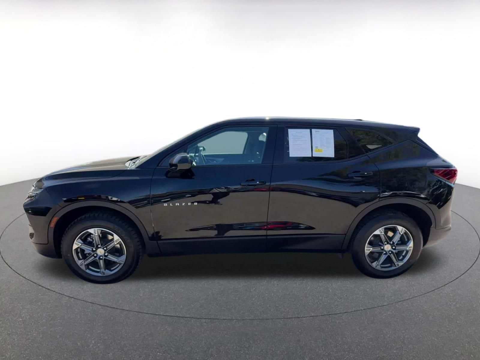 Thumbnail: 2025 Chevrolet Blazer - 8