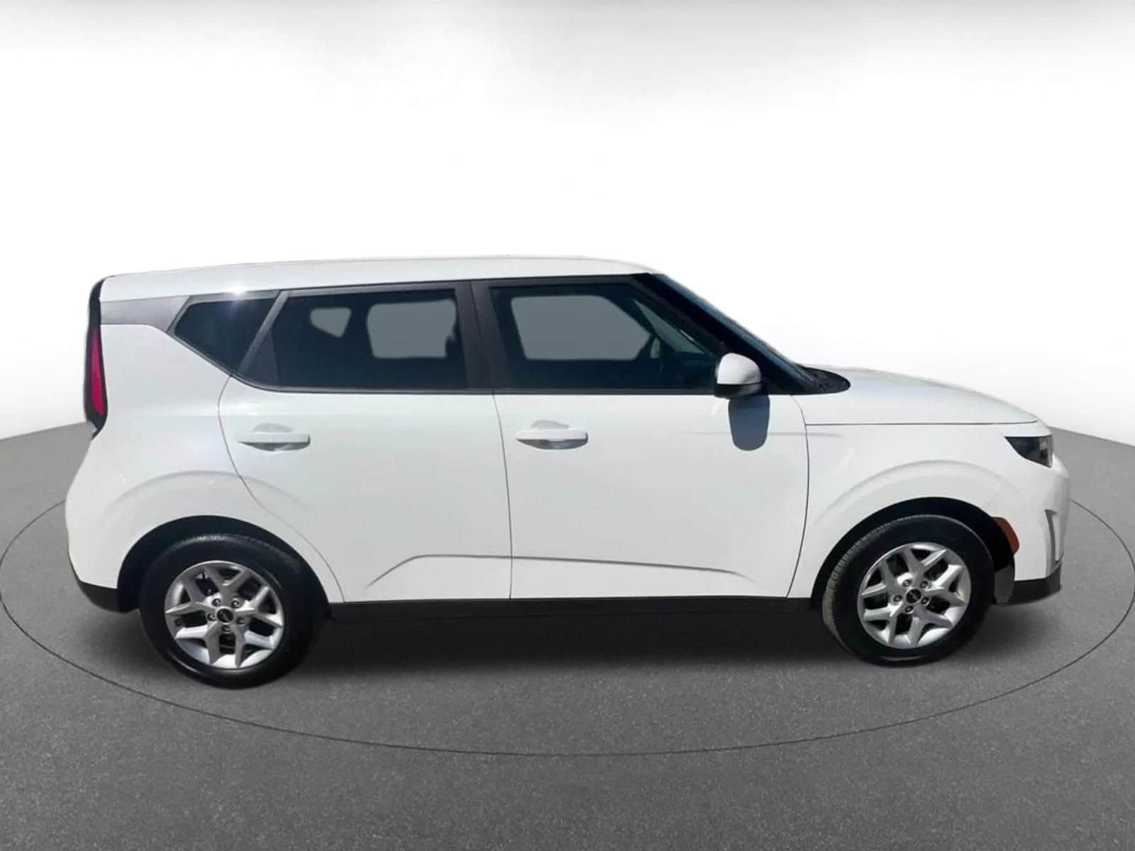 Thumbnail: 2025 Kia Soul - 16