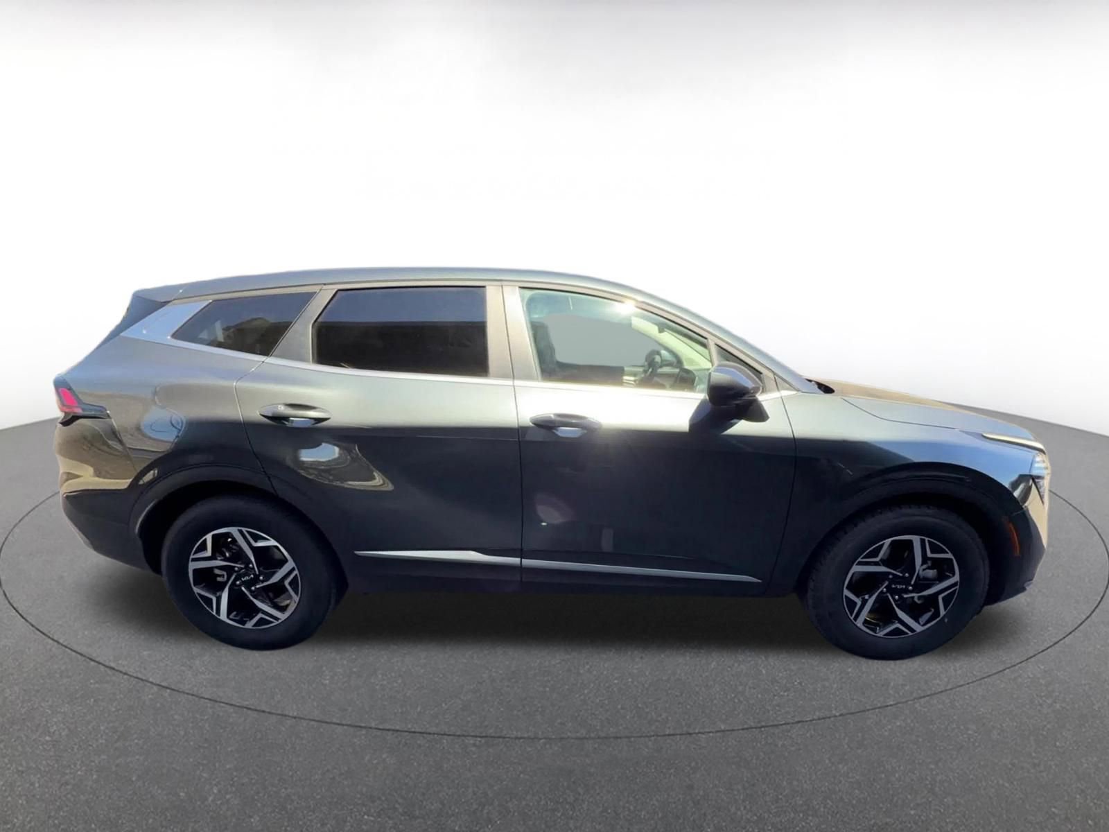 Thumbnail: 2025 Kia Sportage - 16