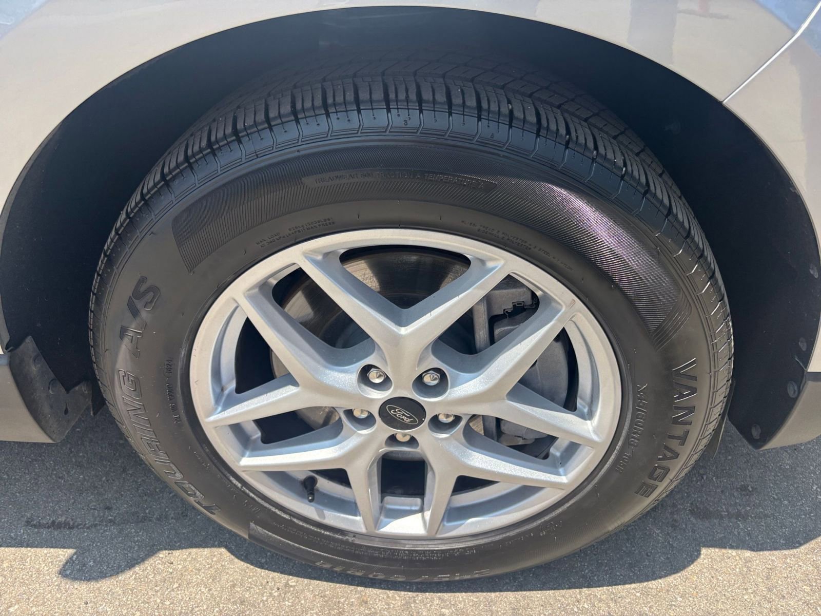 Thumbnail: 2024 Ford Edge - 30