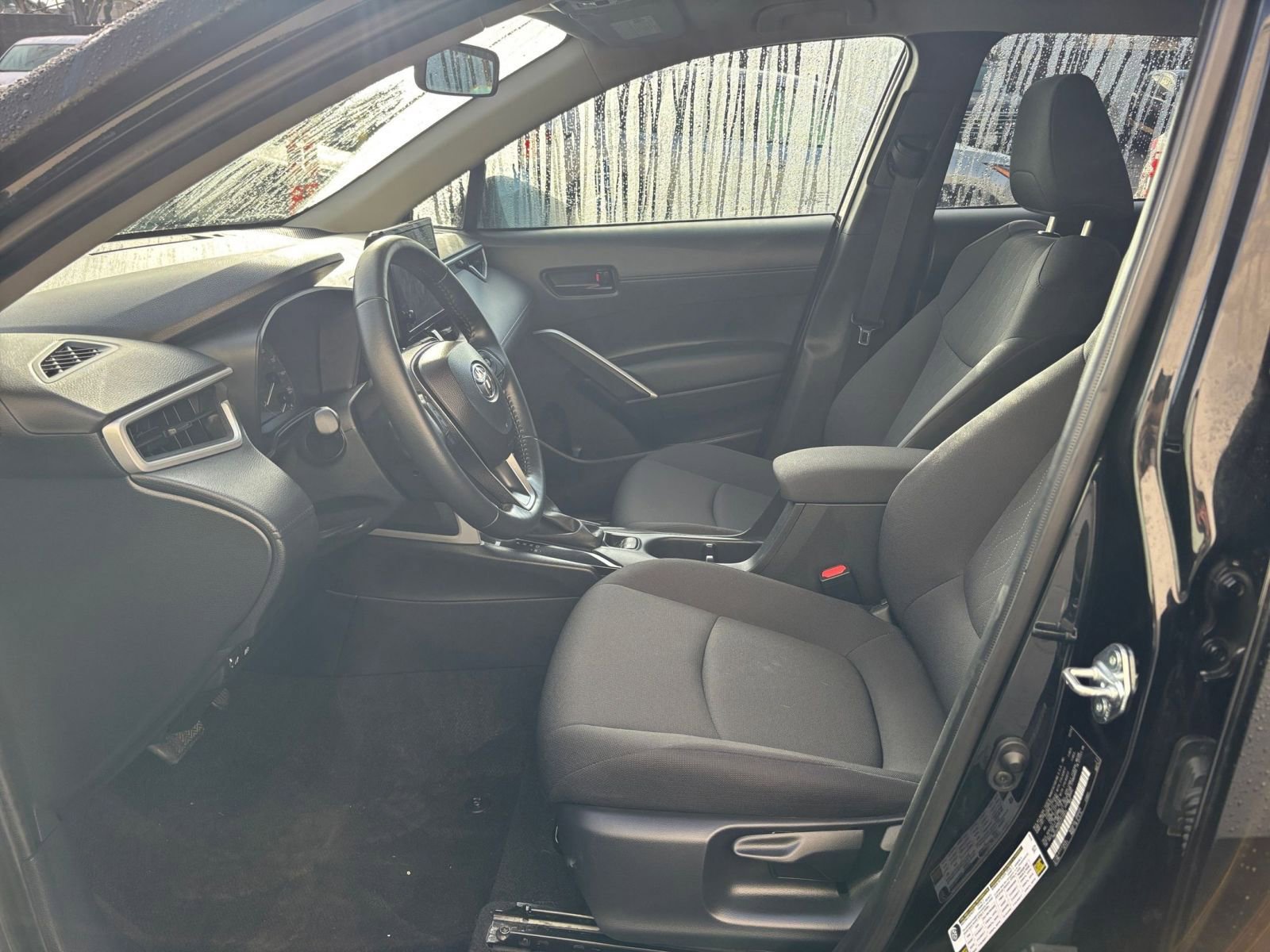 Thumbnail: 2025 Toyota Corolla Cross - 27