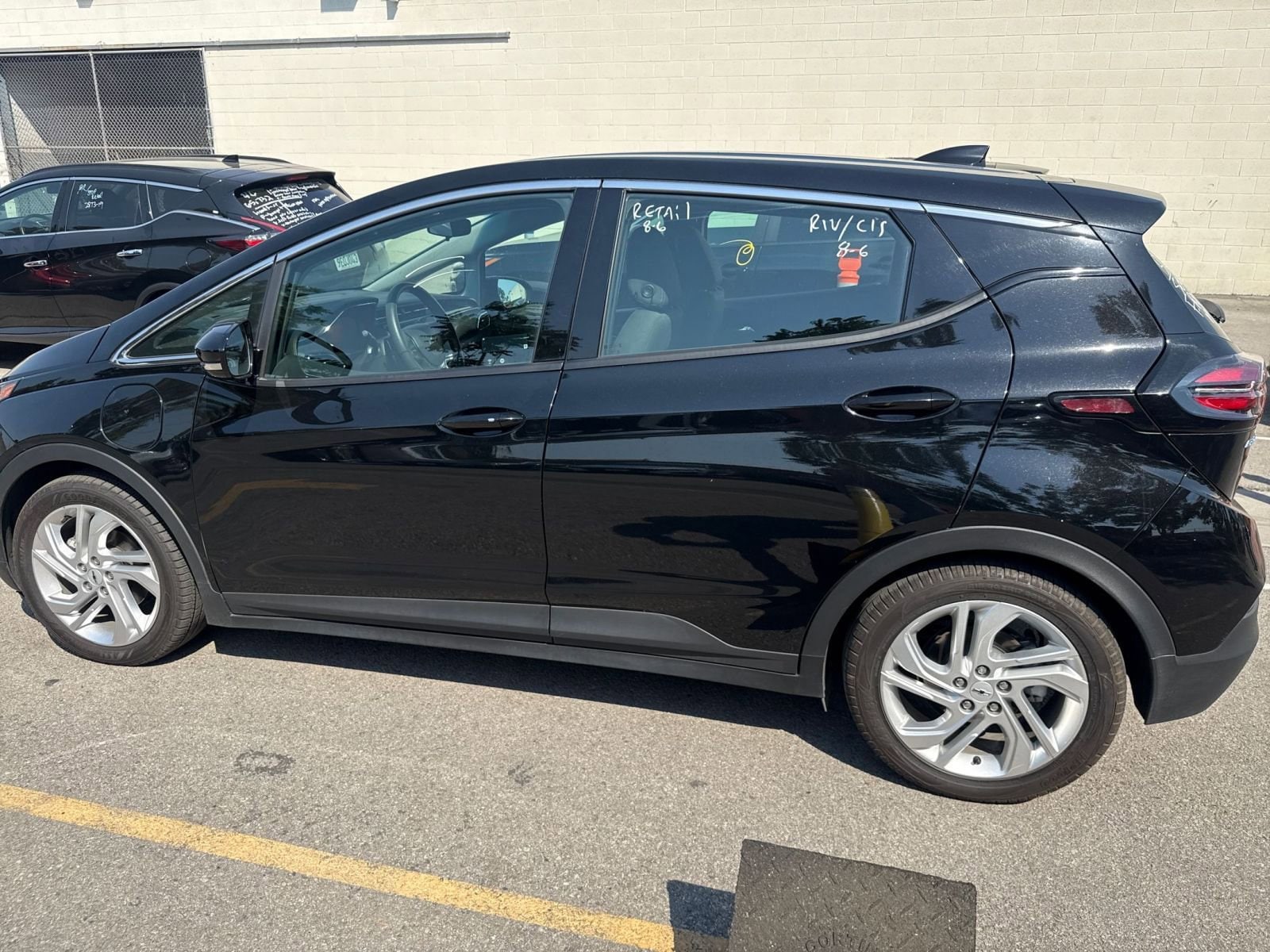 Thumbnail: 2023 Chevrolet Bolt EV - 4