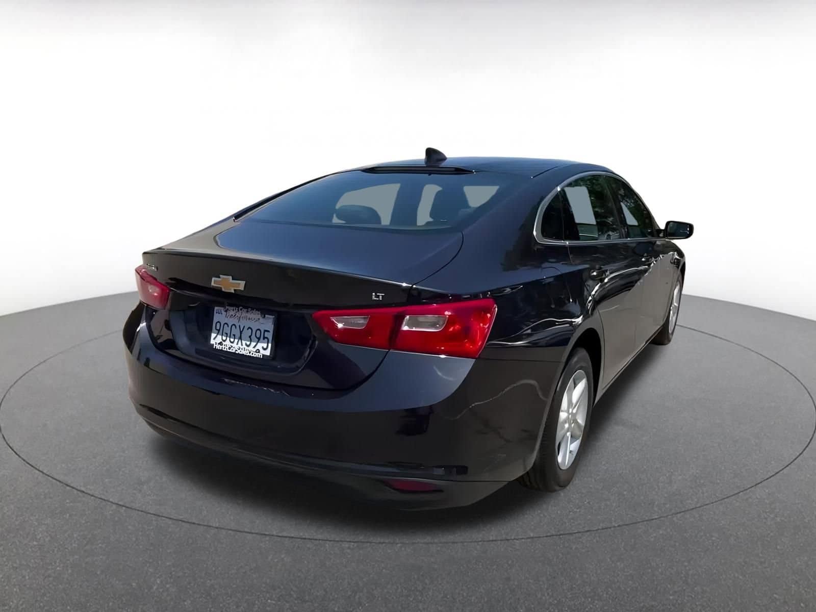 Thumbnail: 2023 Chevrolet Malibu - 14