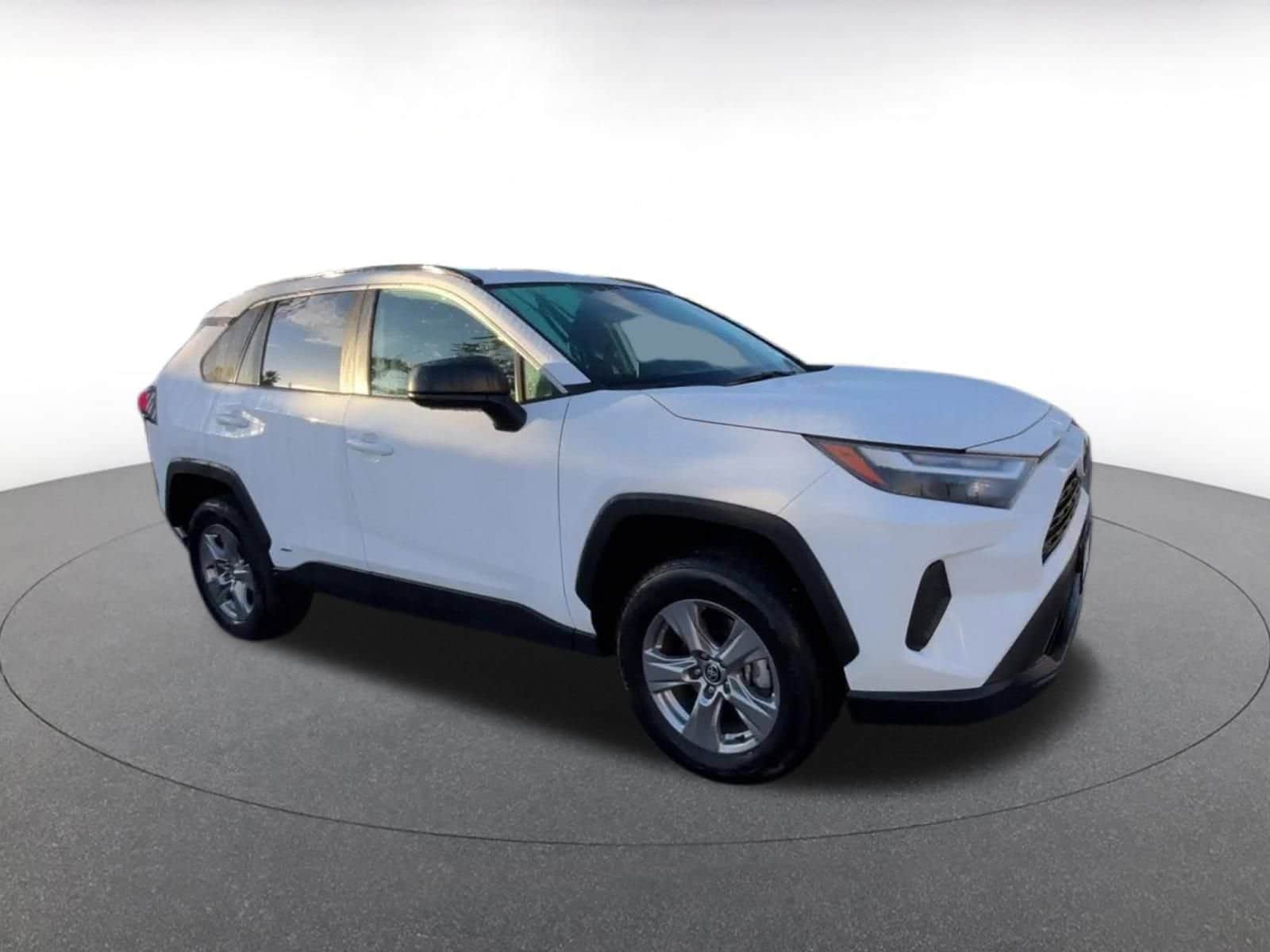 Thumbnail: 2025 Toyota RAV4 - 2