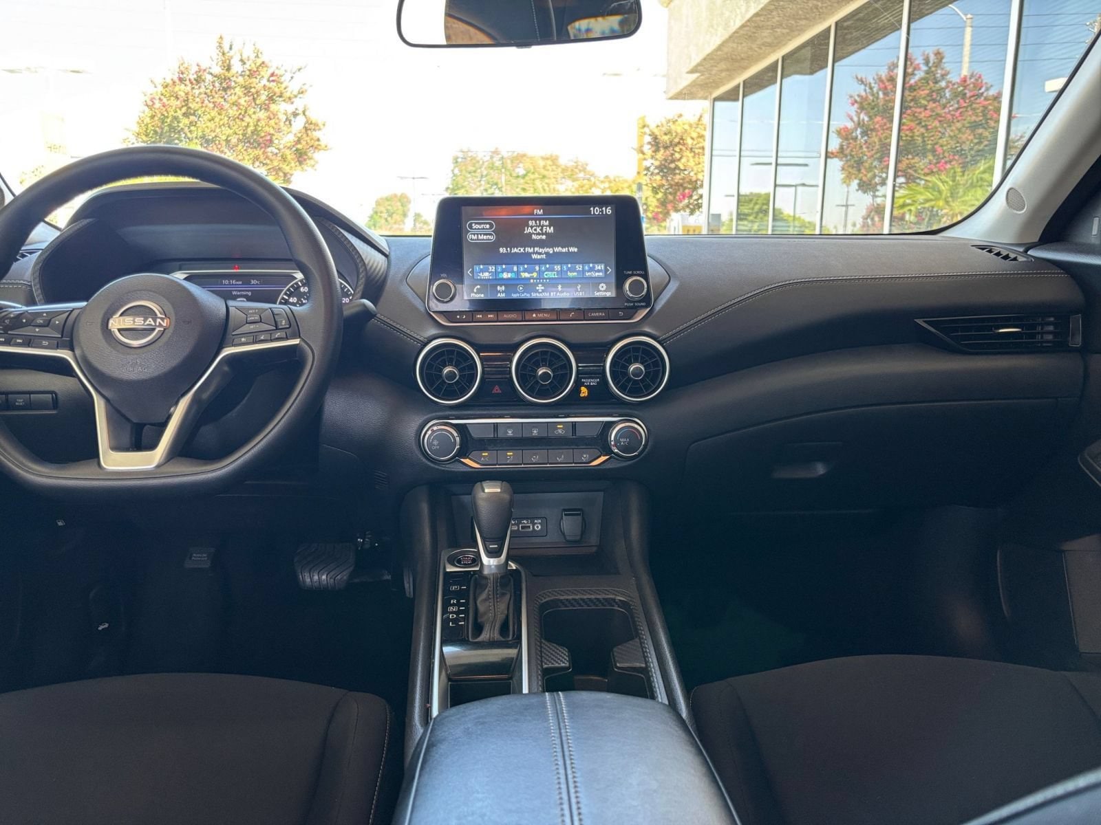 Thumbnail: 2025 Nissan Sentra - 32