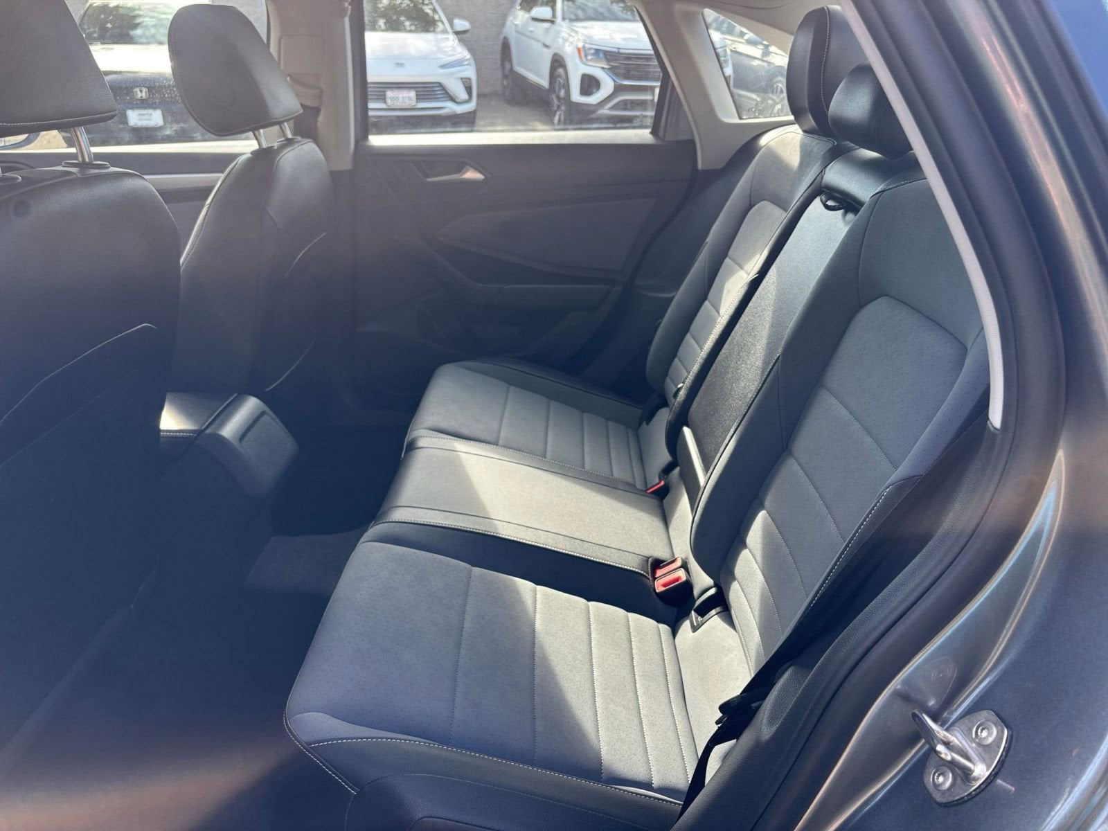 Thumbnail: 2025 Volkswagen Jetta - 25