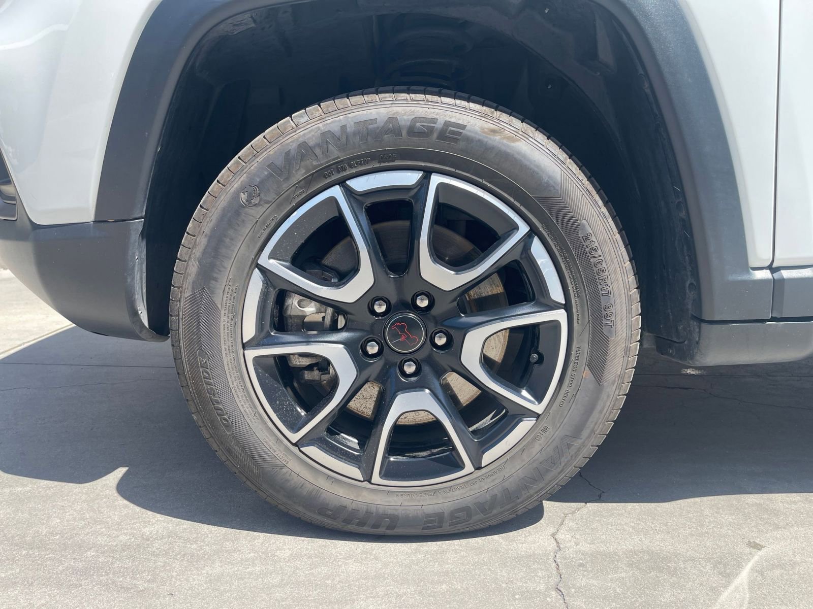 Thumbnail: 2025 Jeep Compass - 29