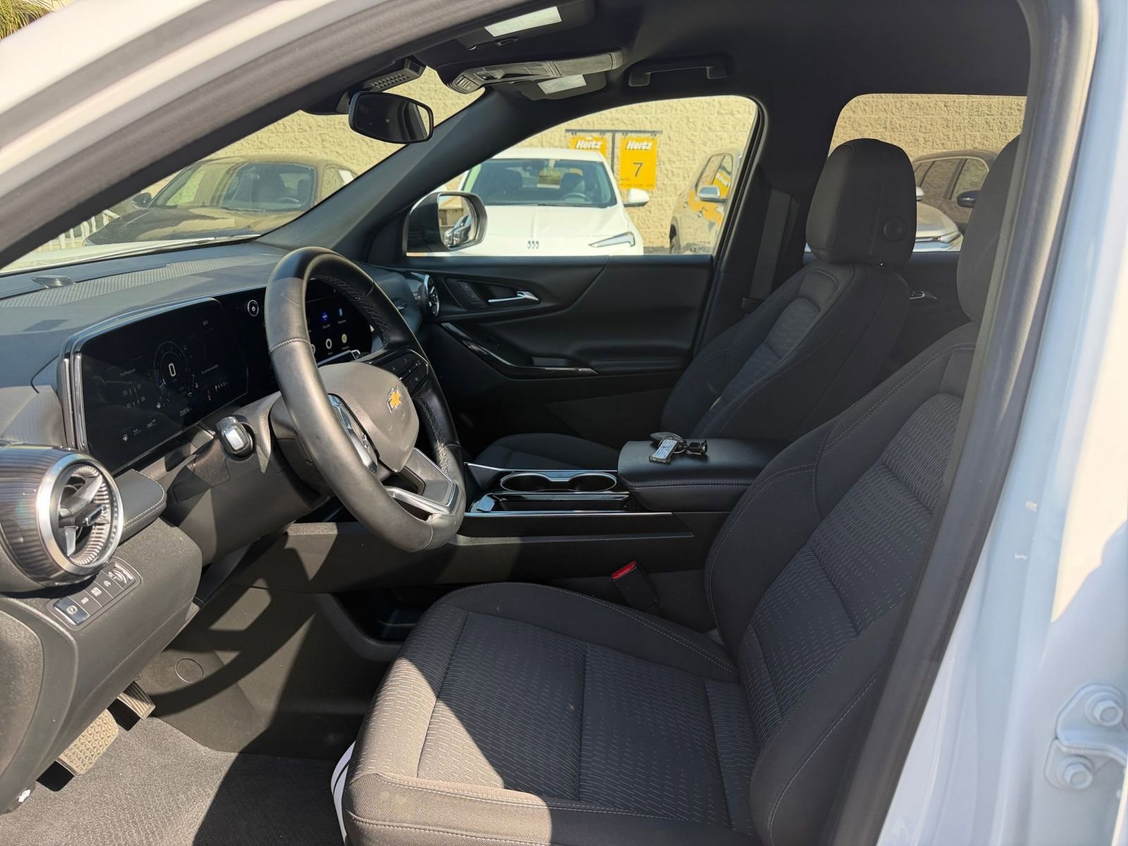 Thumbnail: 2025 Chevrolet Equinox - 28