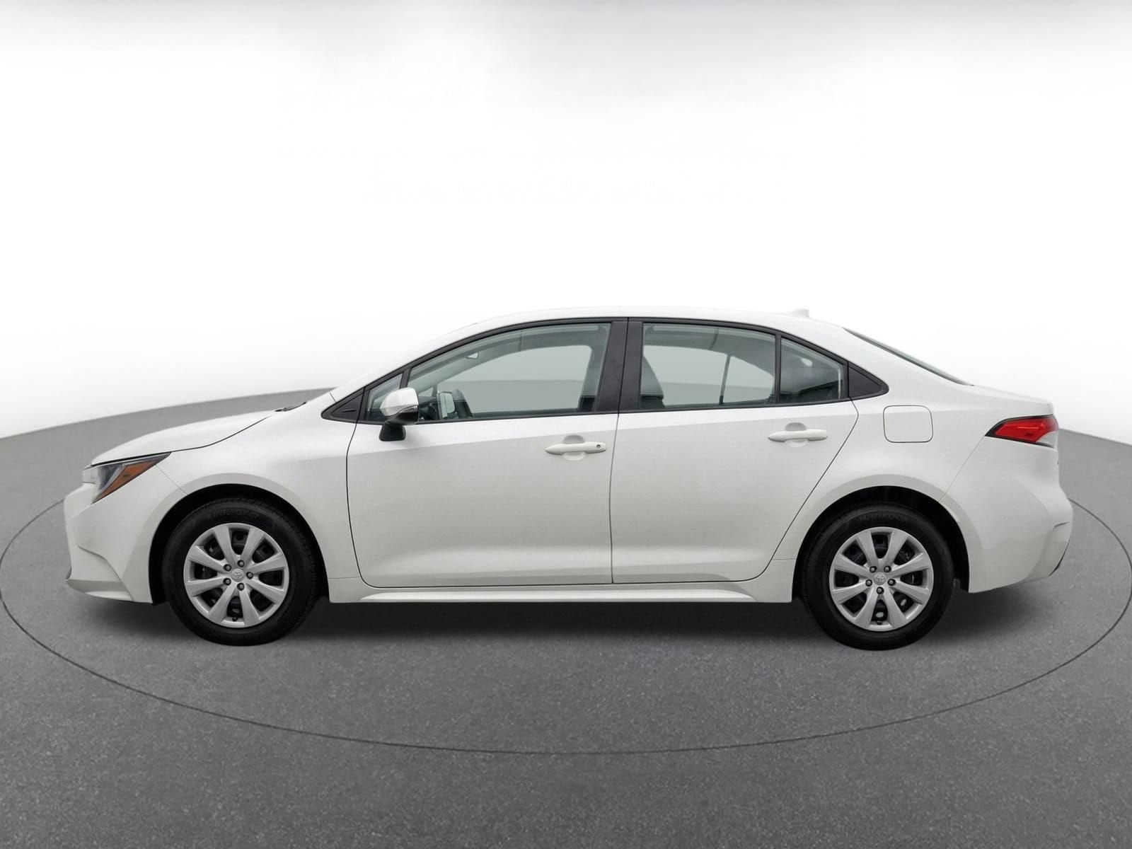 Thumbnail: 2025 Toyota Corolla - 4