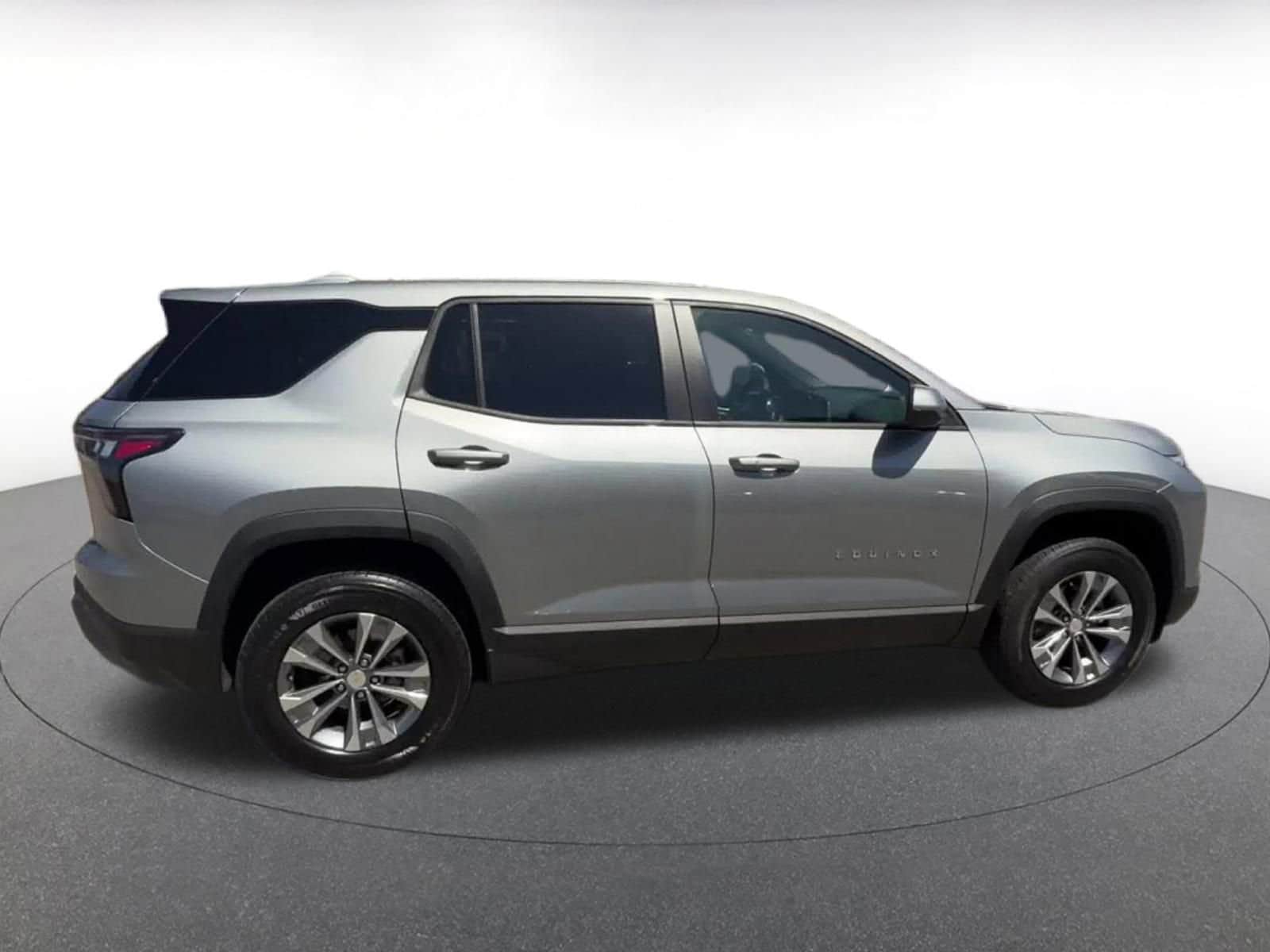 Thumbnail: 2025 Chevrolet Equinox - 16