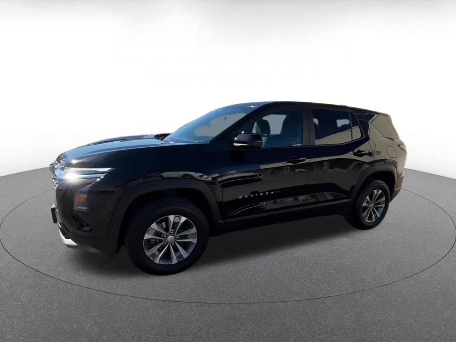 Thumbnail: 2025 Chevrolet Equinox - 8