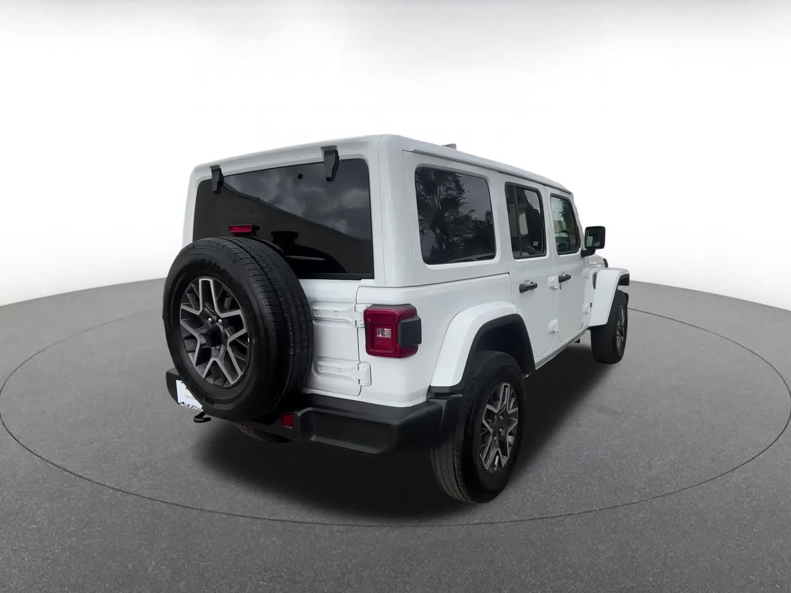 Thumbnail: 2025 Jeep Wrangler - 14