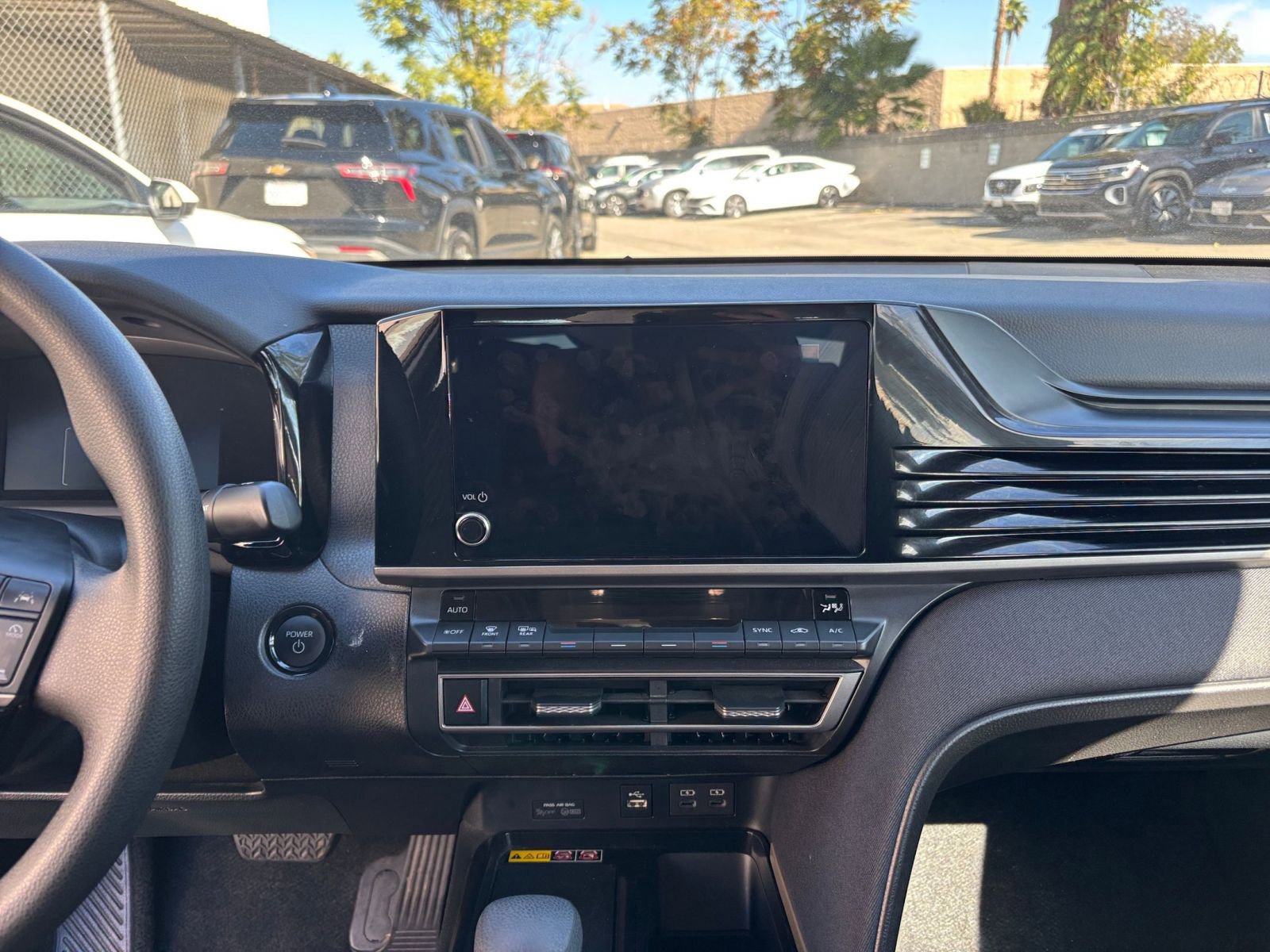 Thumbnail: 2025 Toyota Camry - 18