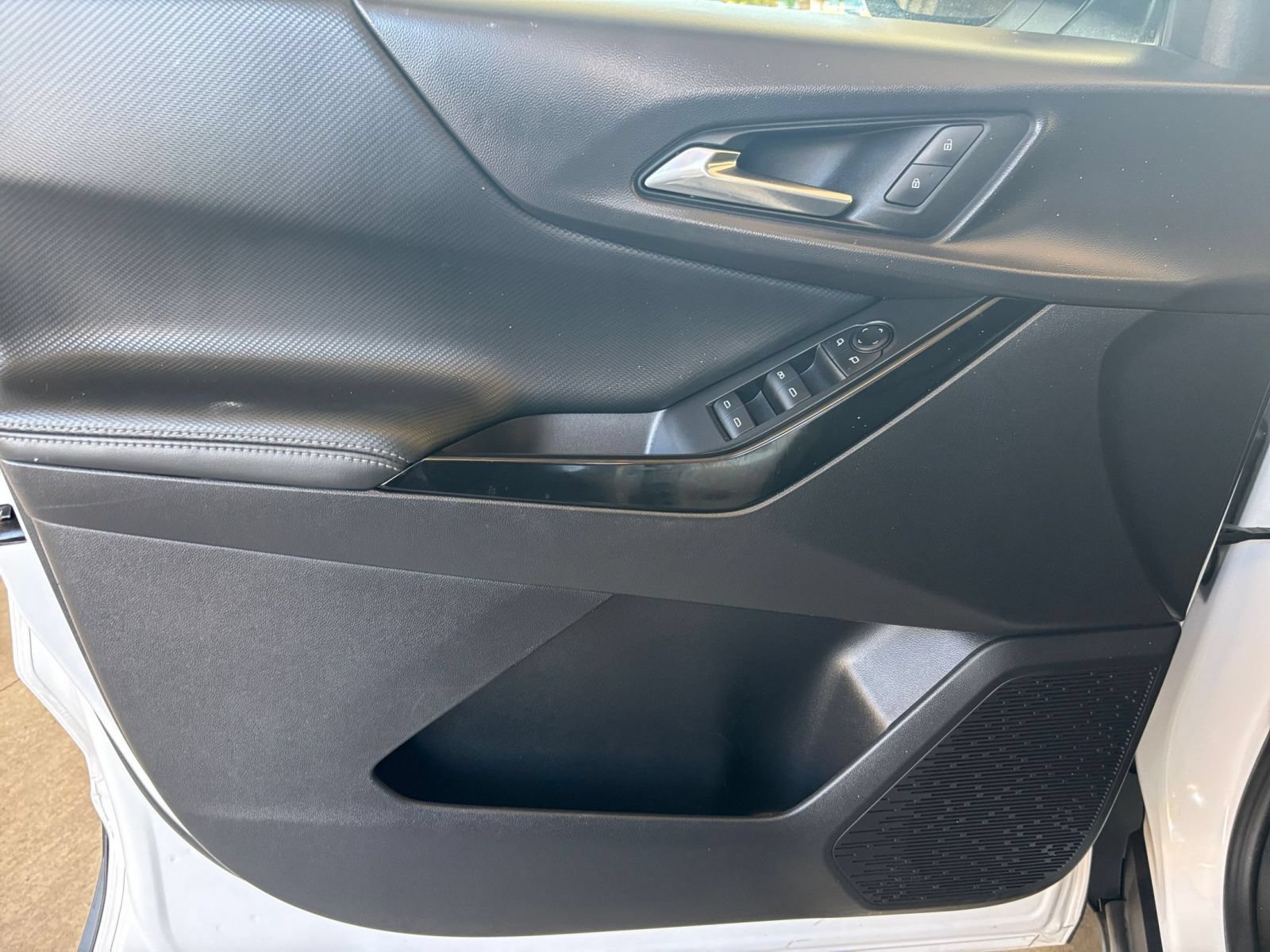 Thumbnail: 2025 Chevrolet Equinox - 18