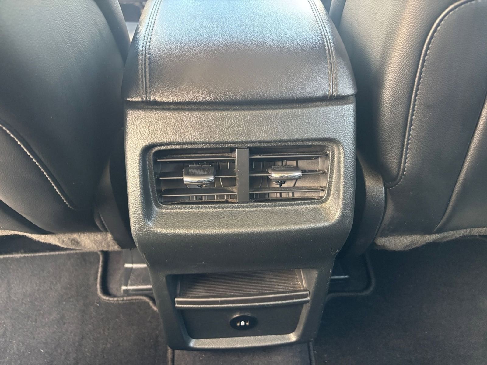 Thumbnail: 2024 Ford Edge - 24