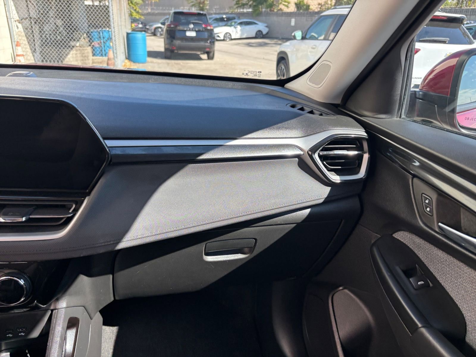 Thumbnail: 2025 Chevrolet TrailBlazer - 35